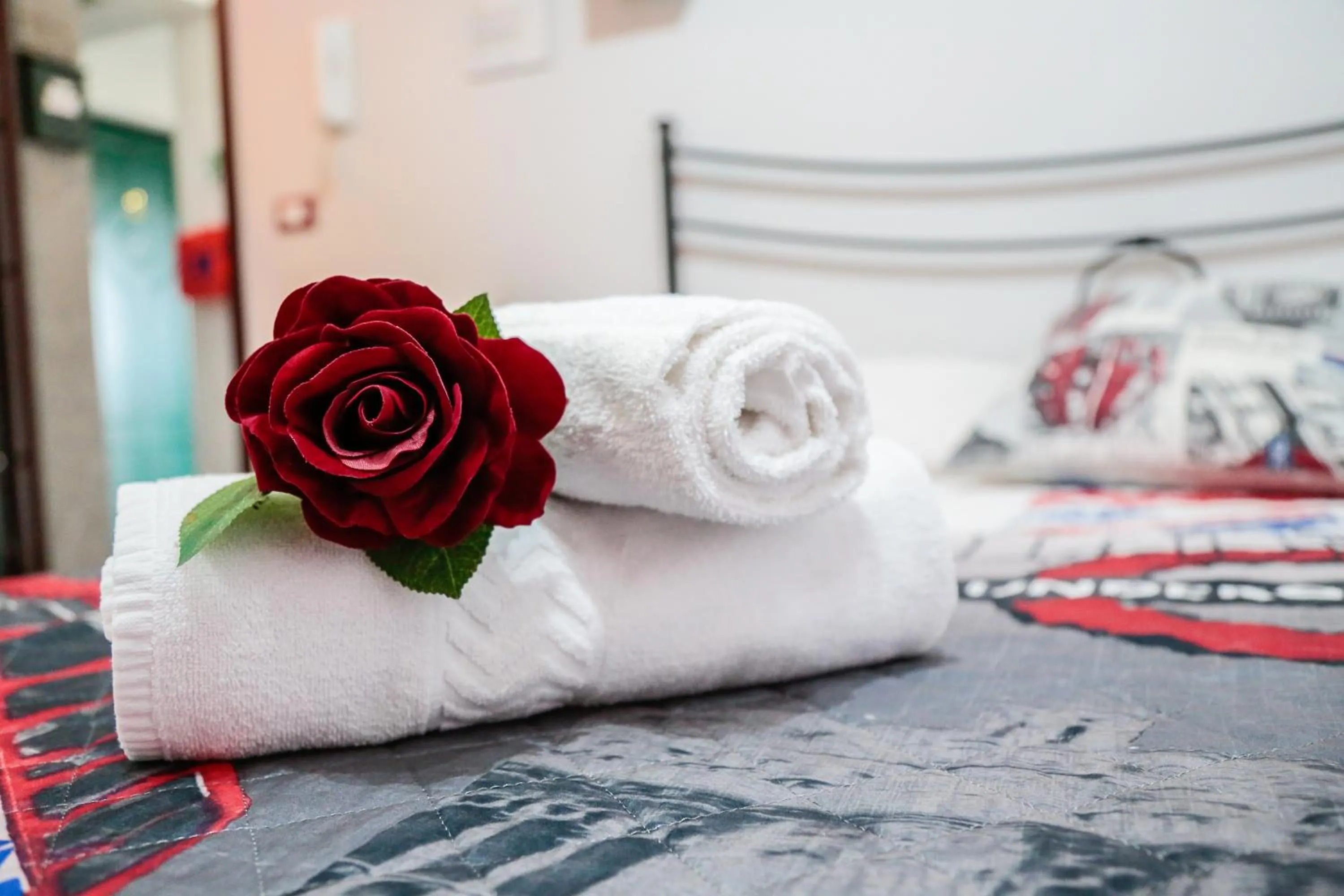 Bedroom, Bed in Fiumicino Inn Airport