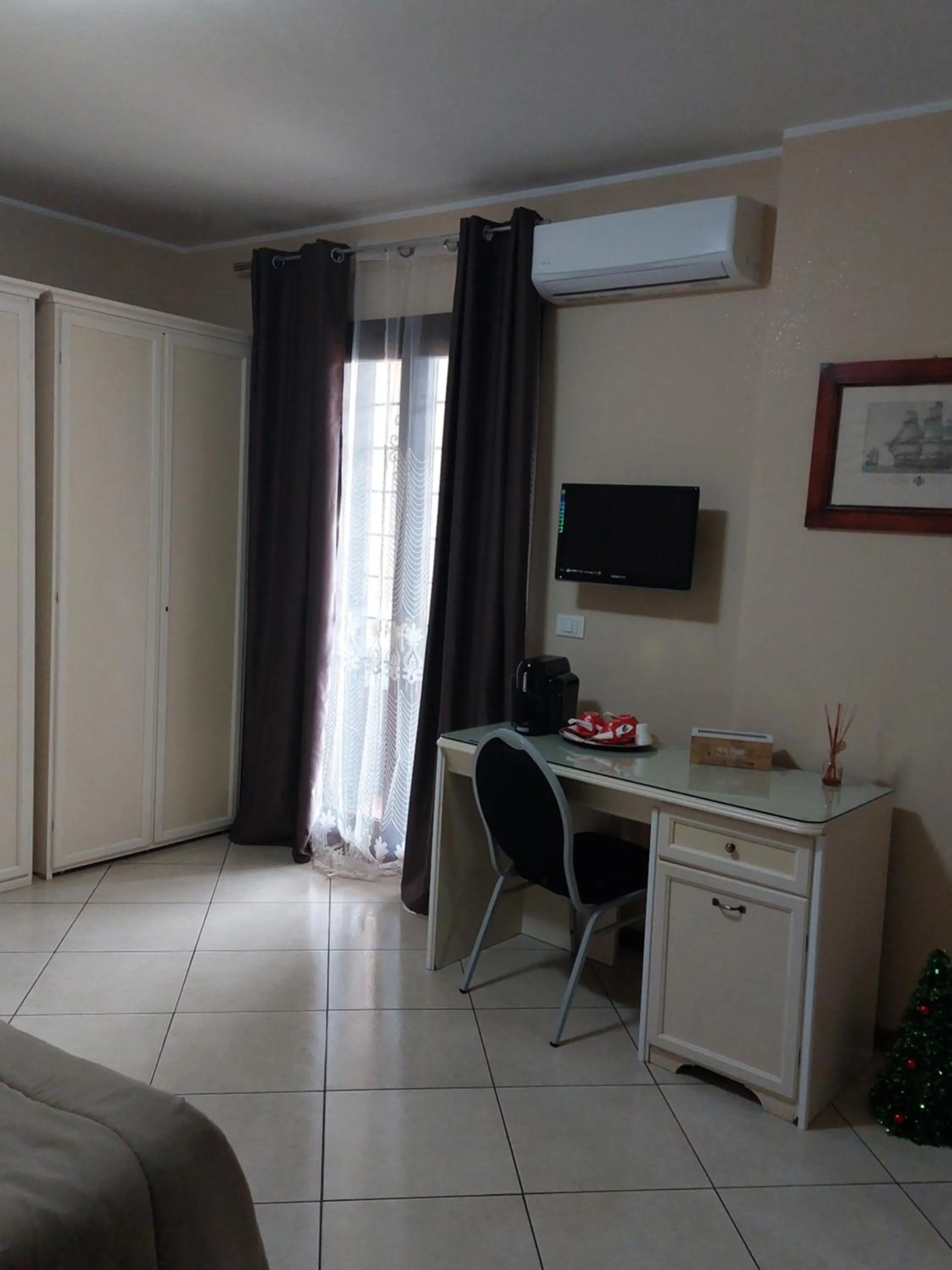 air conditioner in Fiumicino Inn Airport