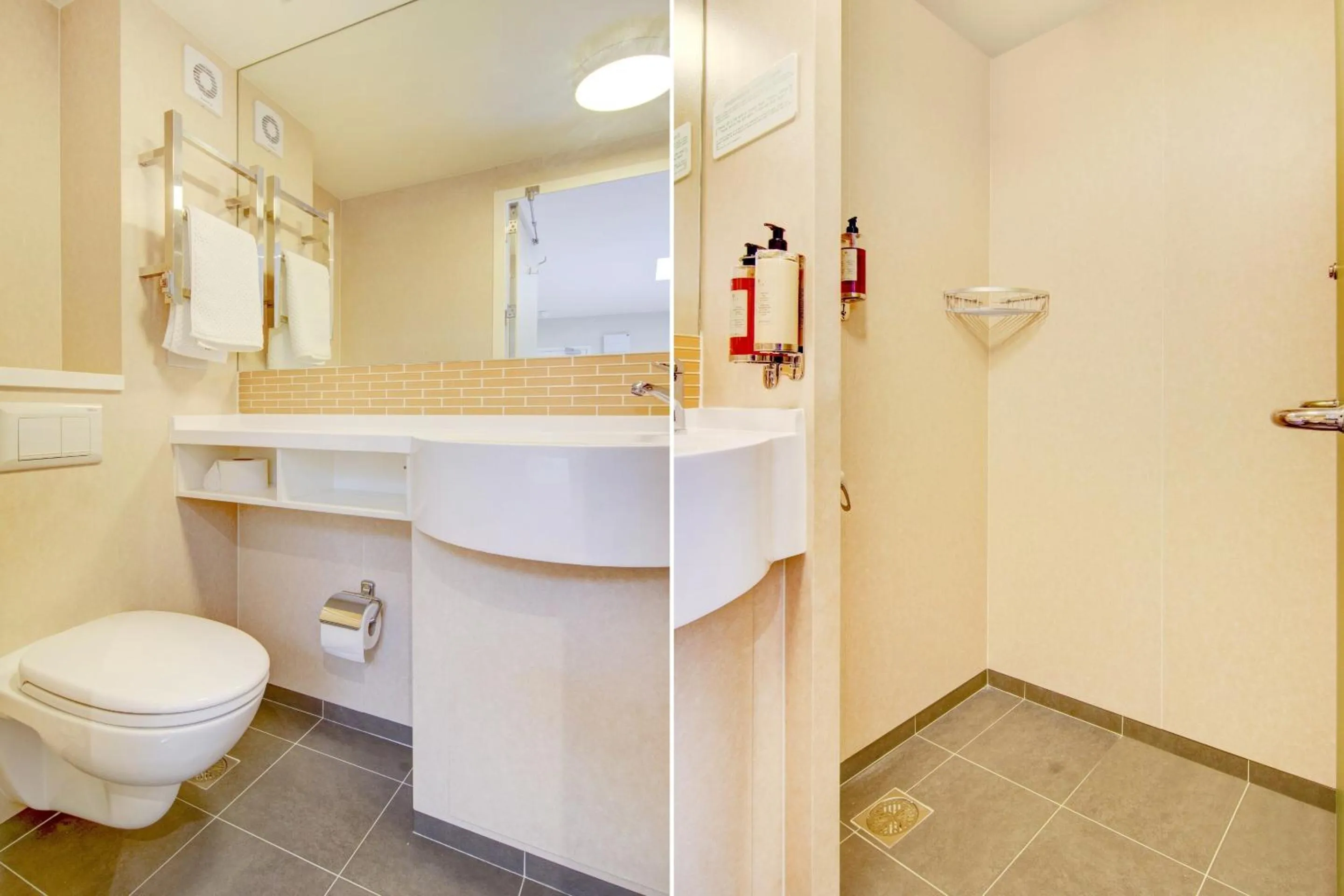 Bathroom in The Gissons Hotel - Exeter Airport & M5