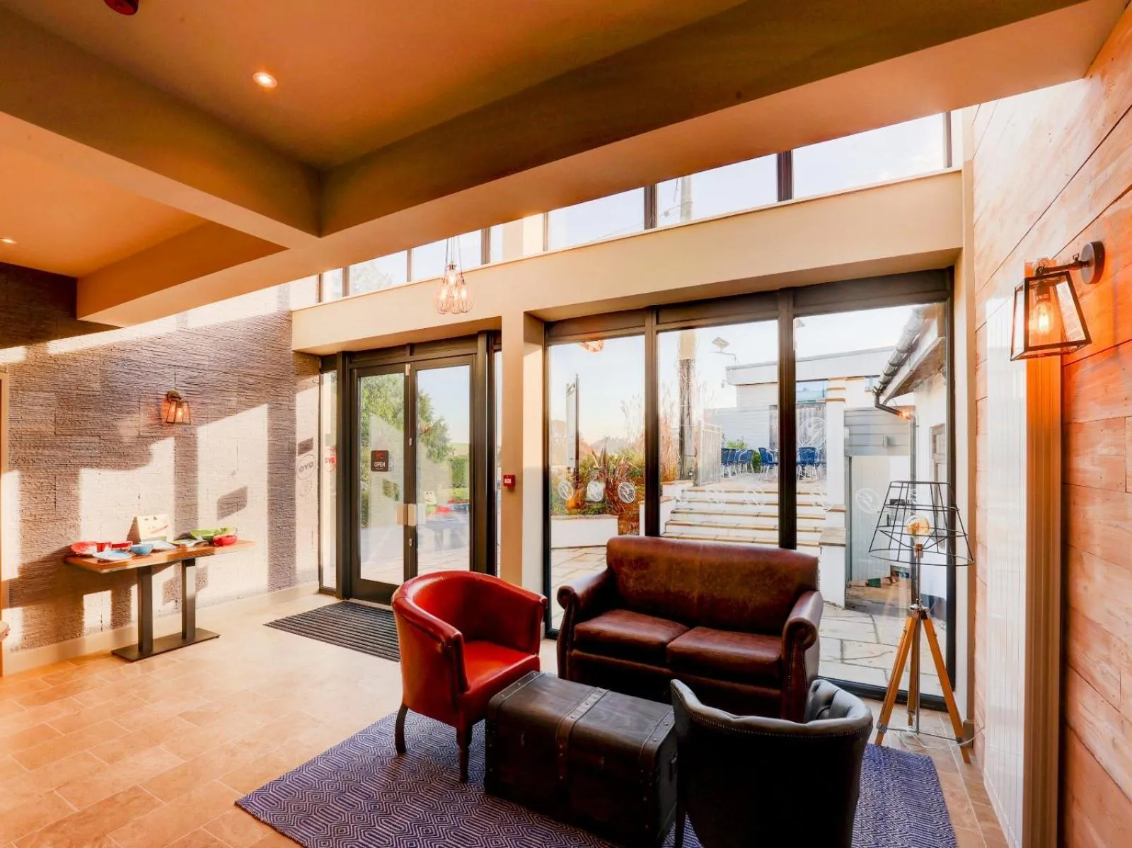 Lobby or reception in The Gissons Hotel - Exeter Airport & M5