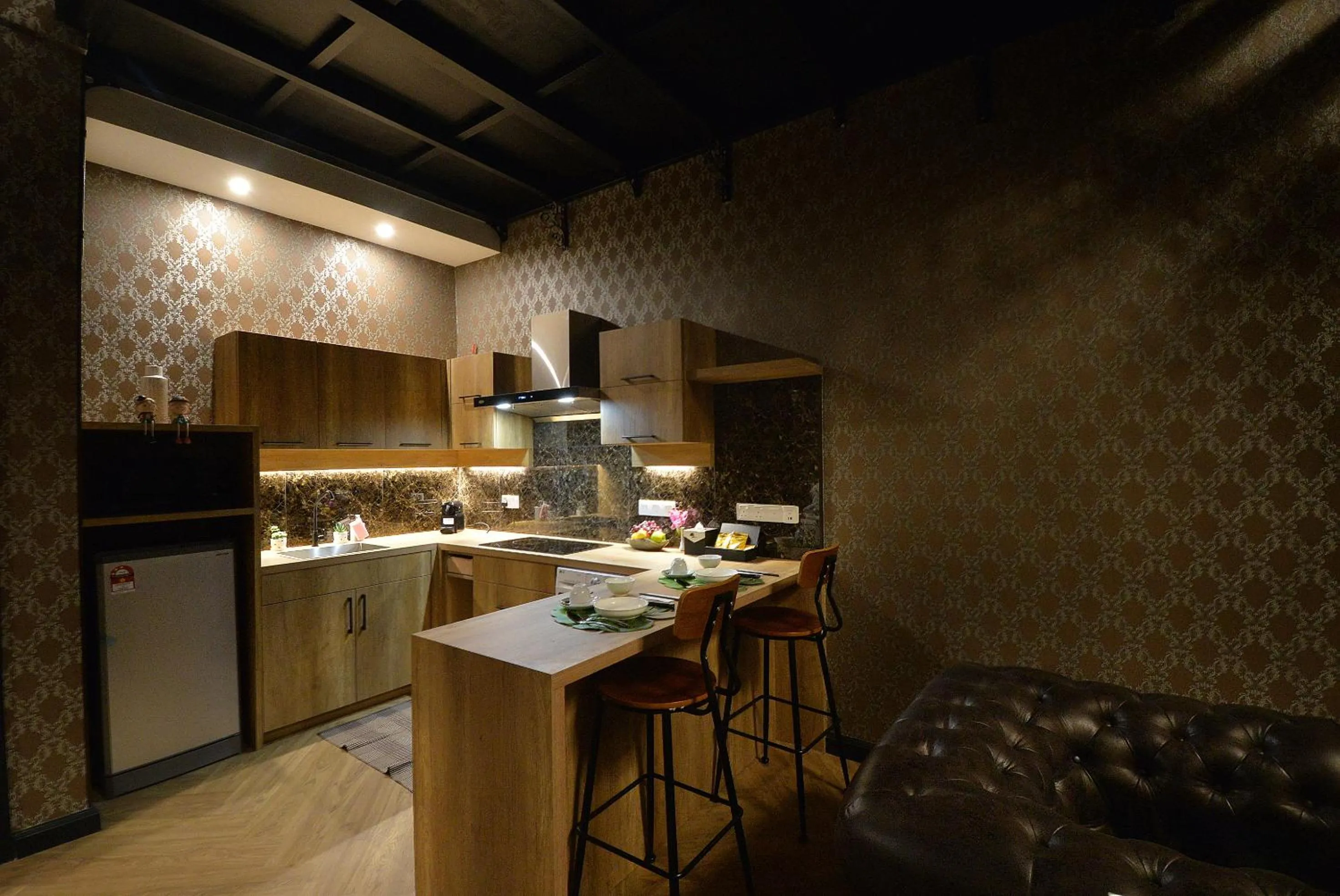 1969 Business Suites Bandar Botani, Ipoh