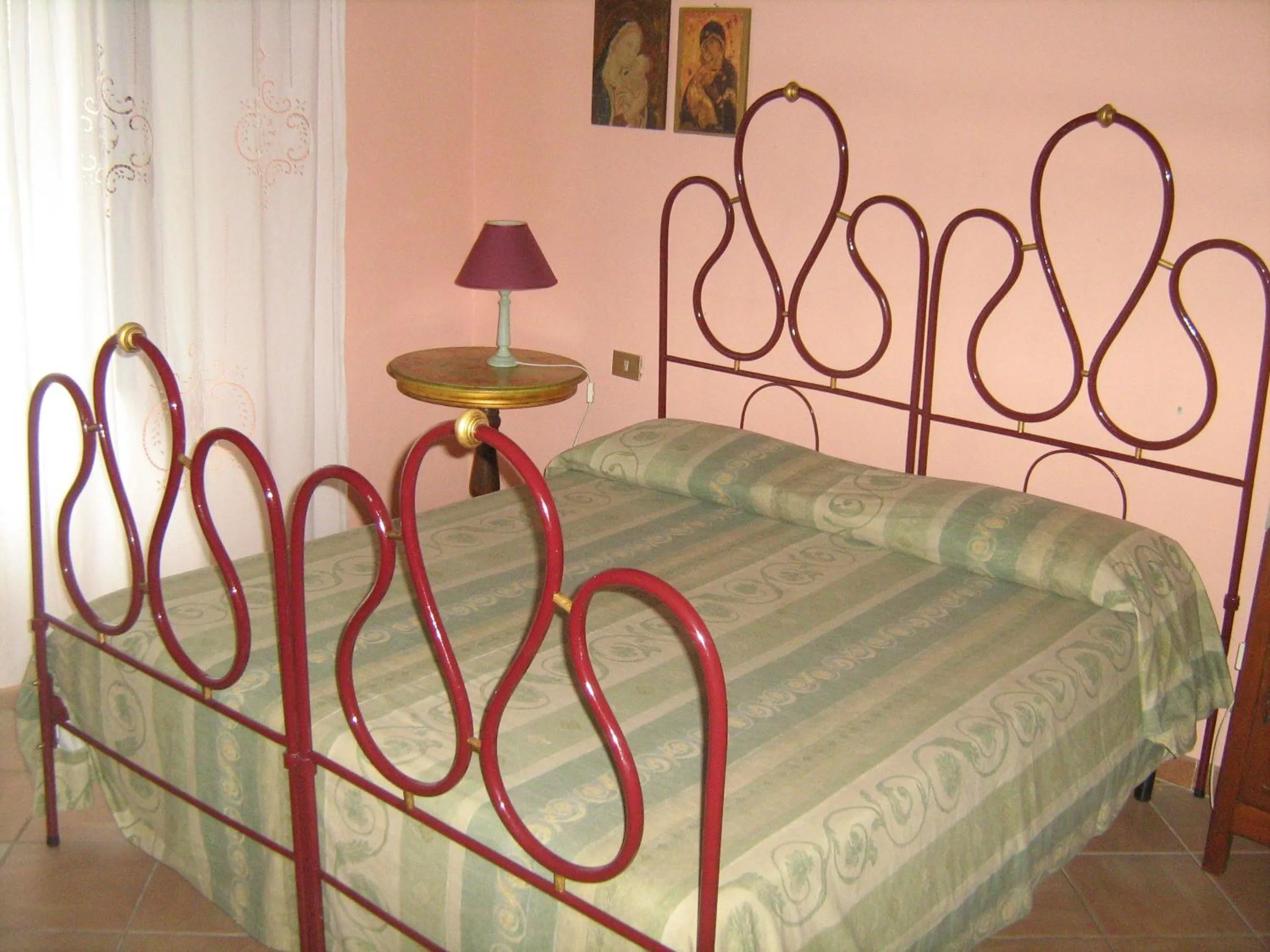 Bed in La Francigena