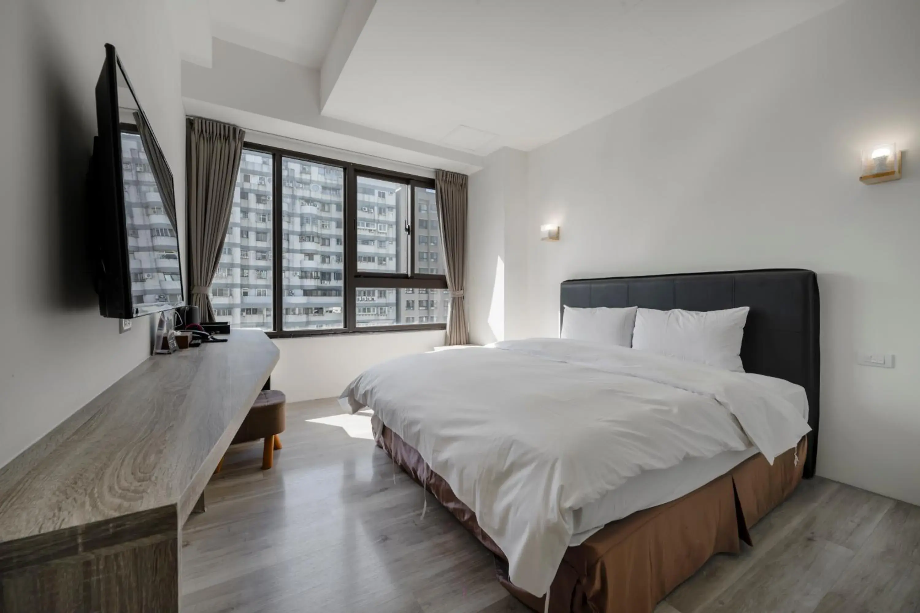 Standard Double Room in CHECK inn Express Taichung Fuxing Standard Double Room in CHECK inn Express Taichung Fuxing