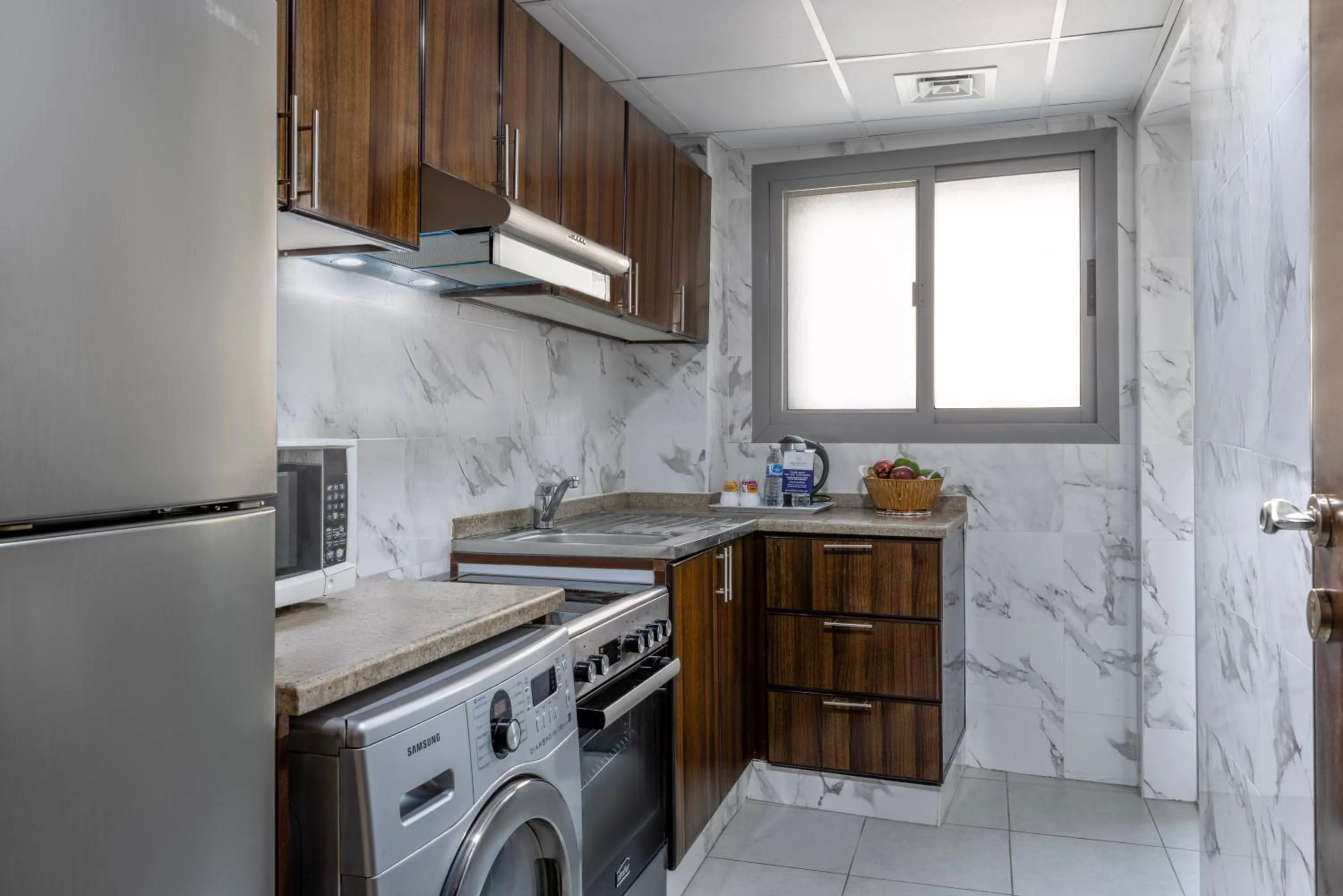 Kitchen or kitchenette in Dream City Hotel Apartments LLC