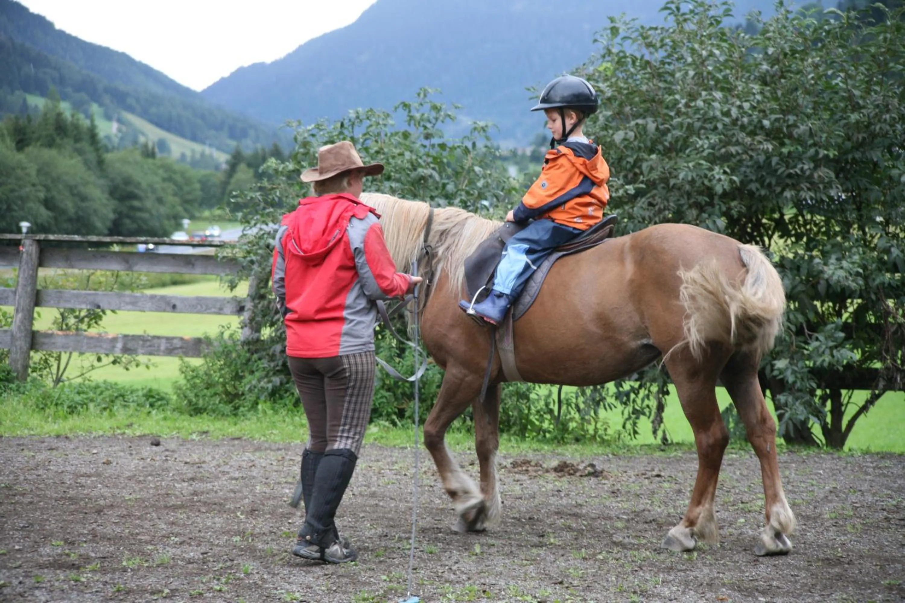 Horse-riding in Biohof Seidl