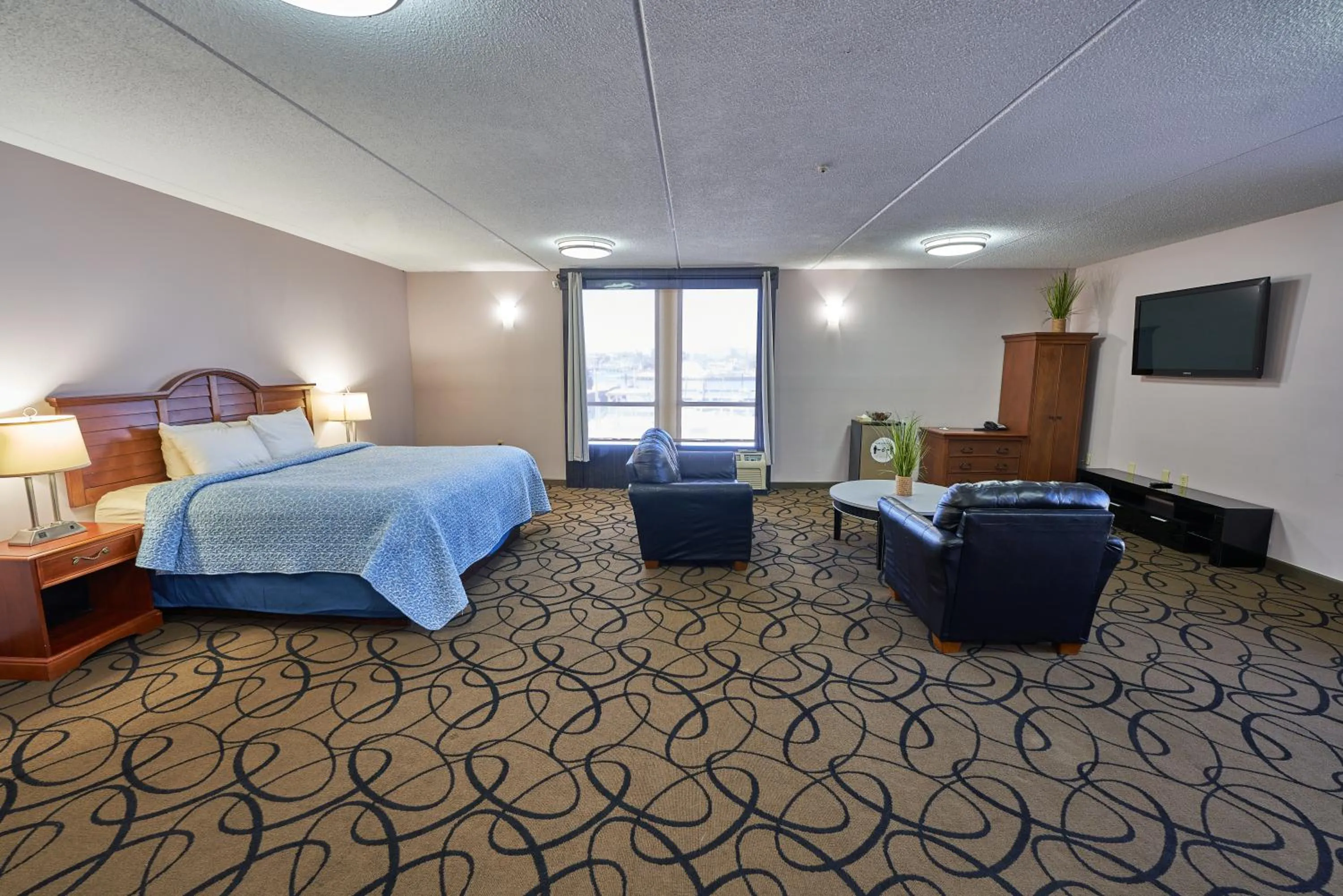 Photo of the whole room, Bed in Seaport Resort and Marina