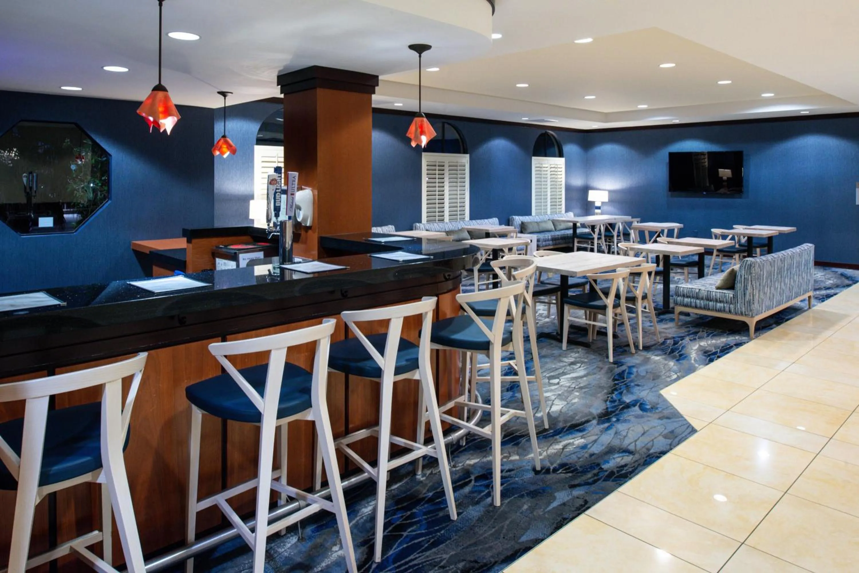 Lounge or bar in Fairfield Inn & Suites Santa Cruz - Capitola