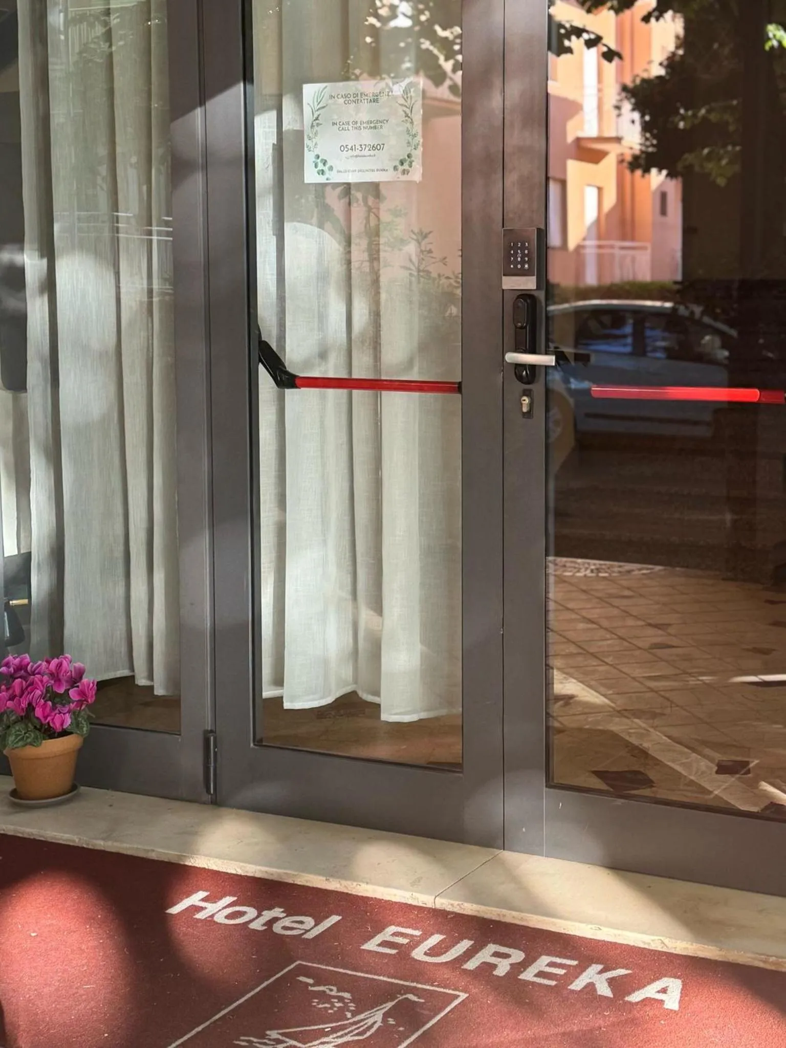 Facade/entrance in Hotel Eureka