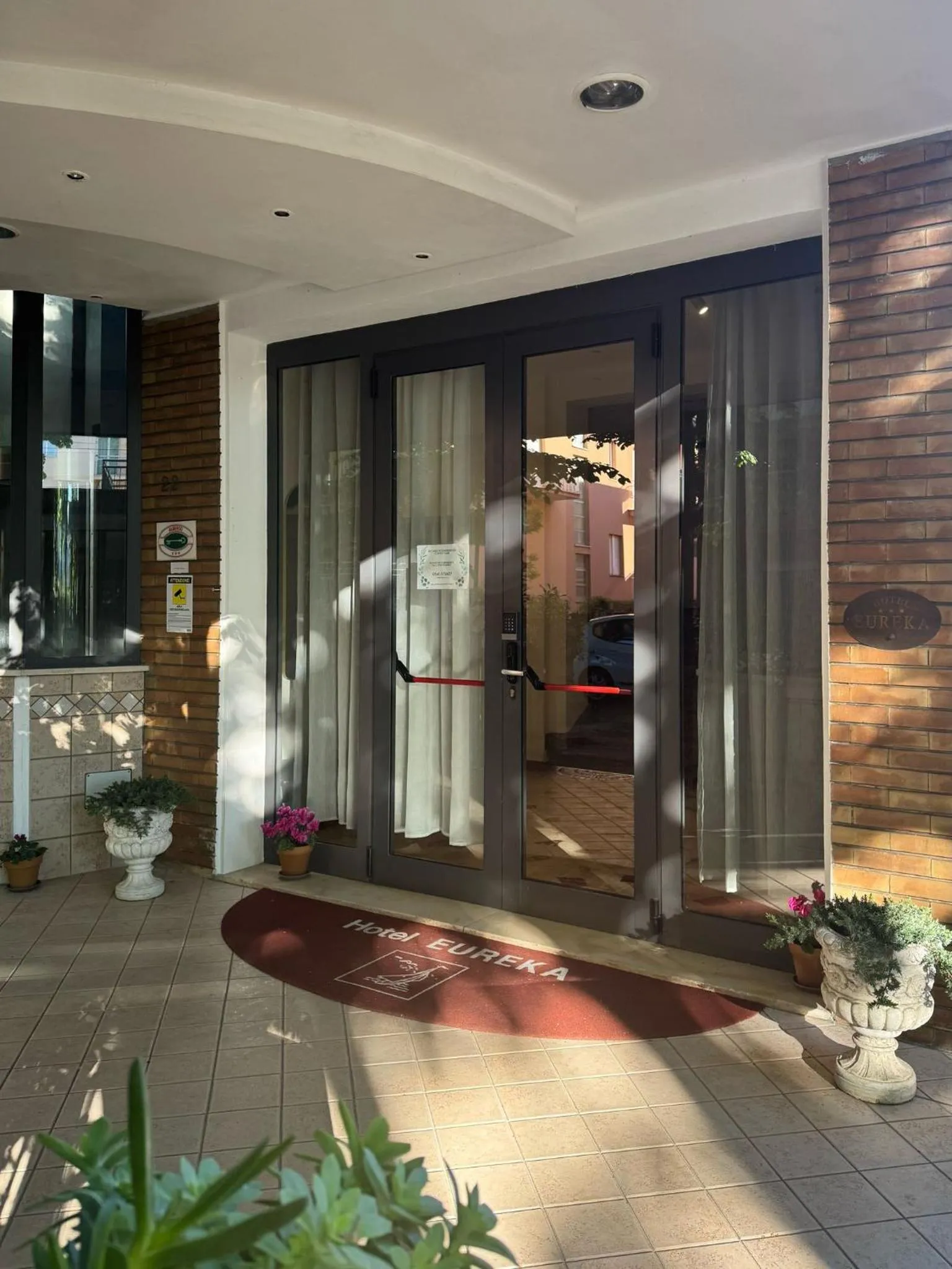 Facade/entrance in Hotel Eureka