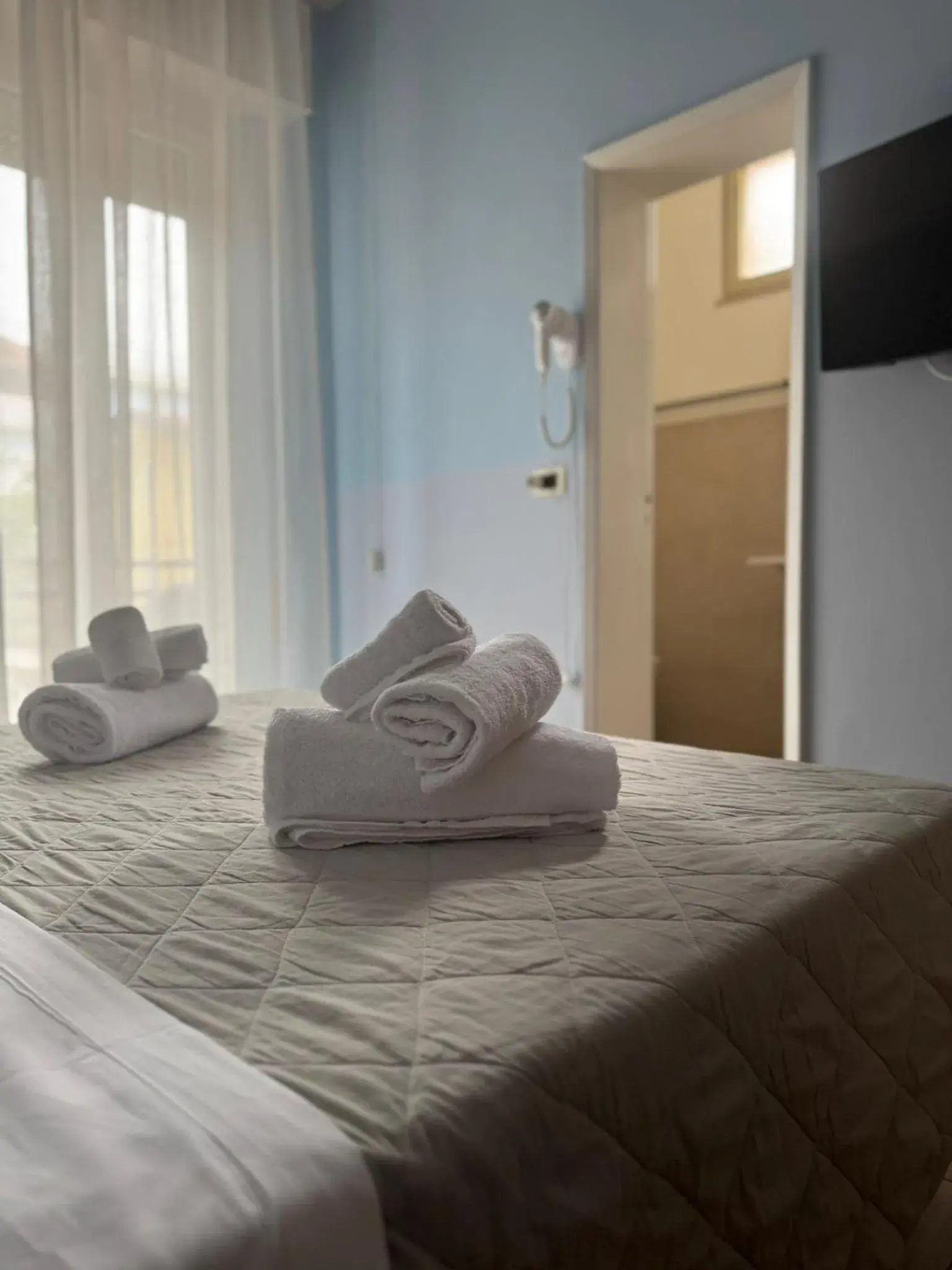 Double Room in Hotel Eureka Double Room in Hotel Eureka