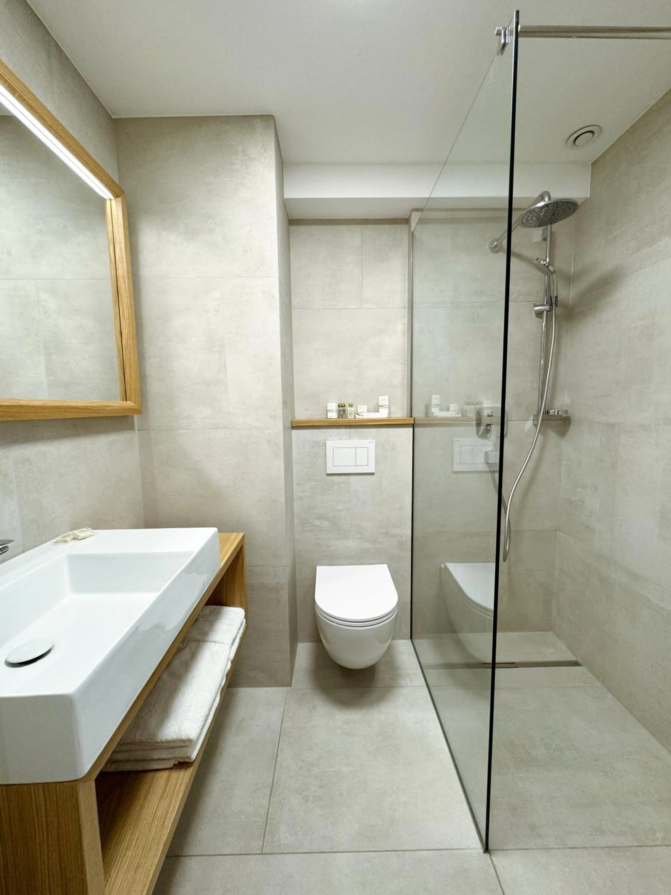 Shower in Hotel Hocheder