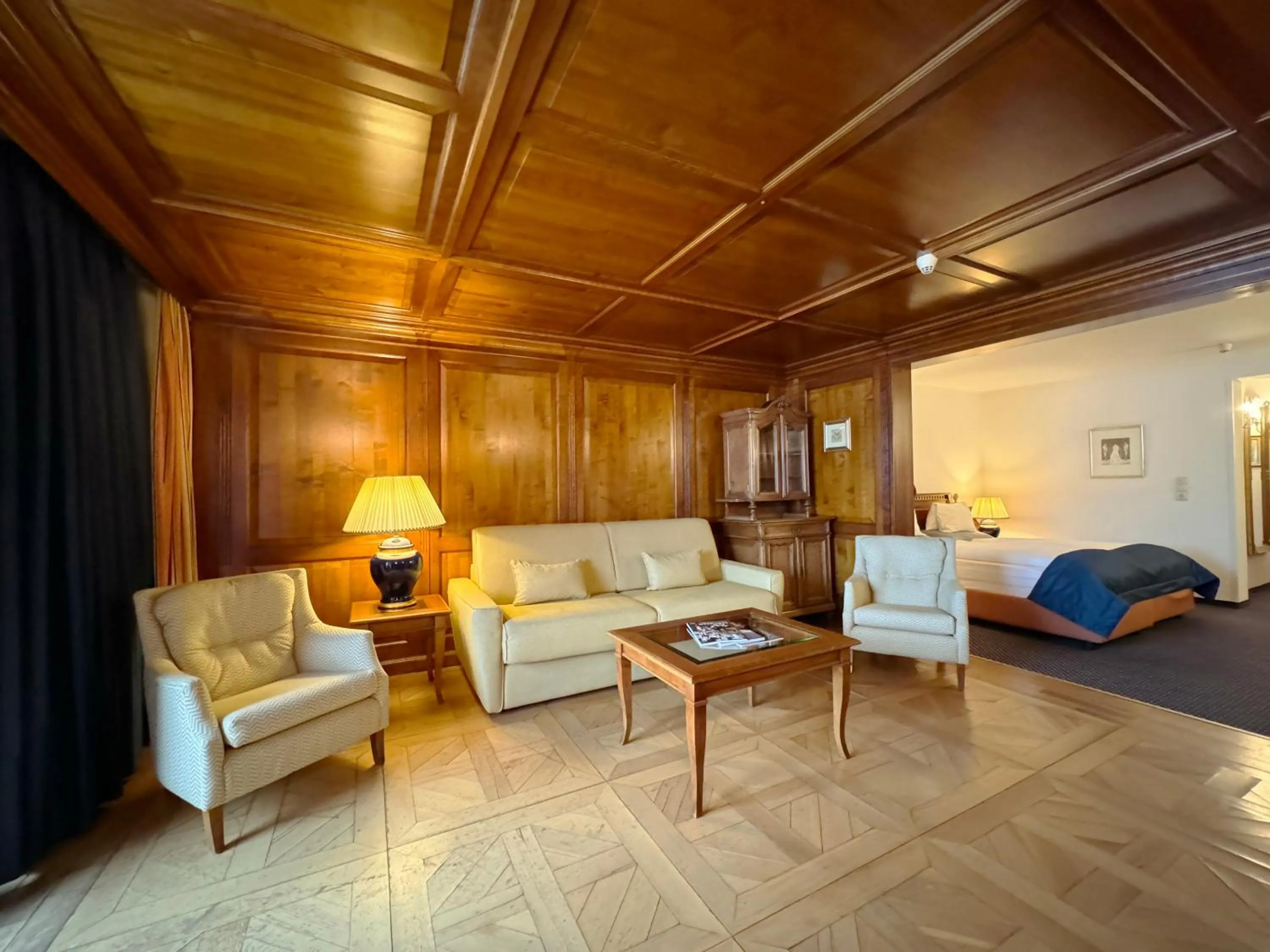 Living room, Bed in Hotel Hocheder