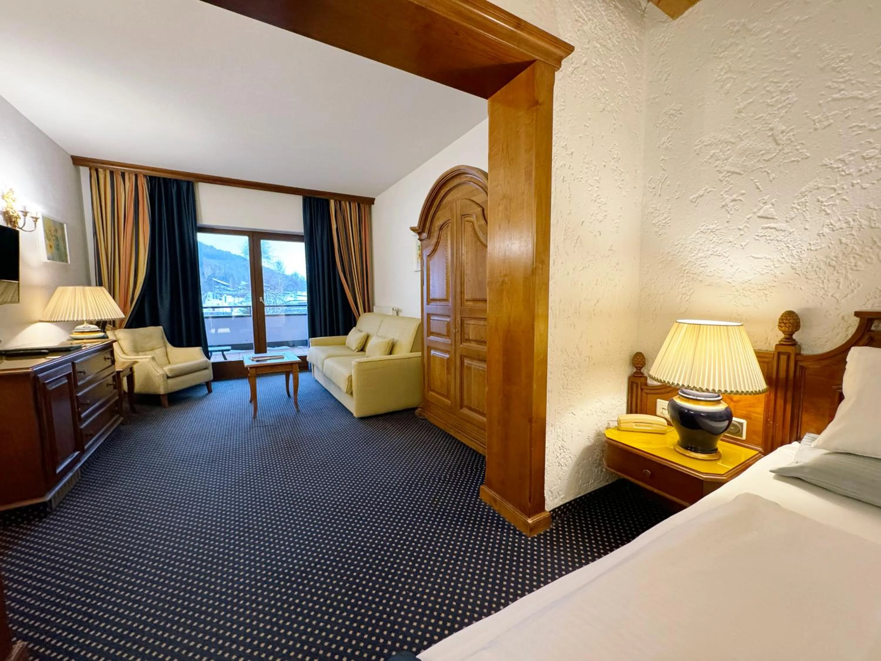 Living room, Bed in Hotel Hocheder