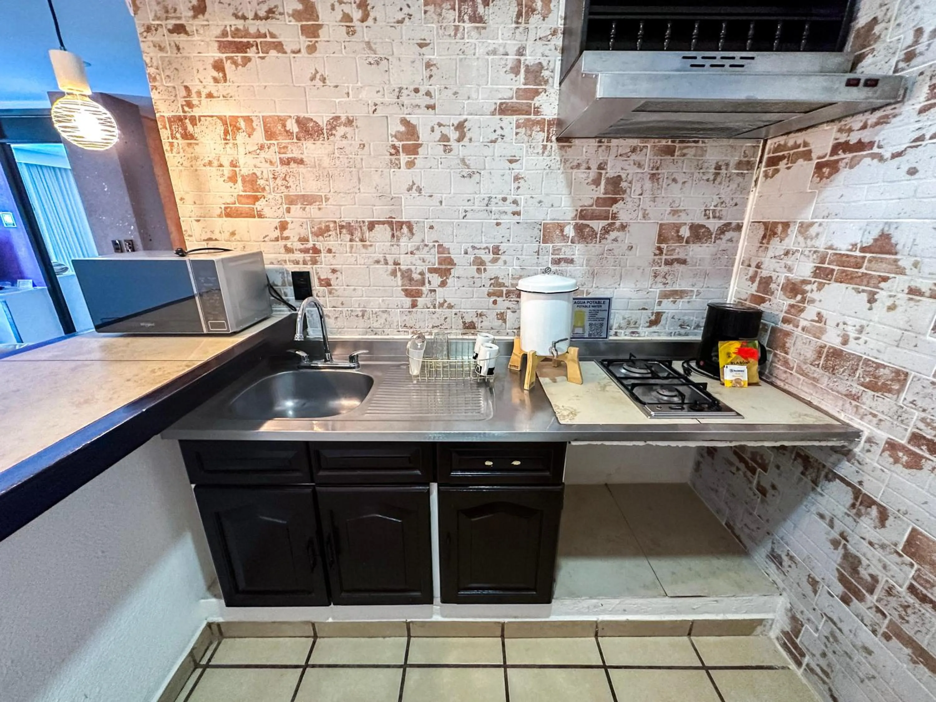 Kitchen or kitchenette in Best Western Posada Chahue