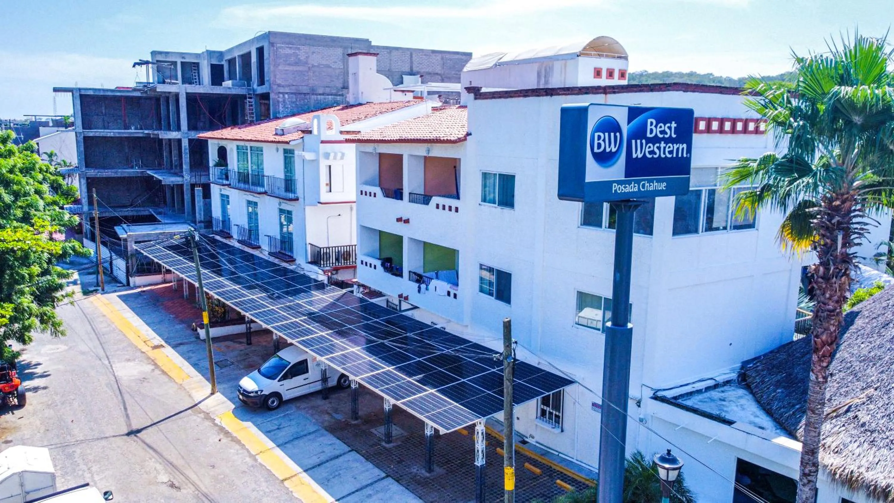 Parking in Best Western Posada Chahue