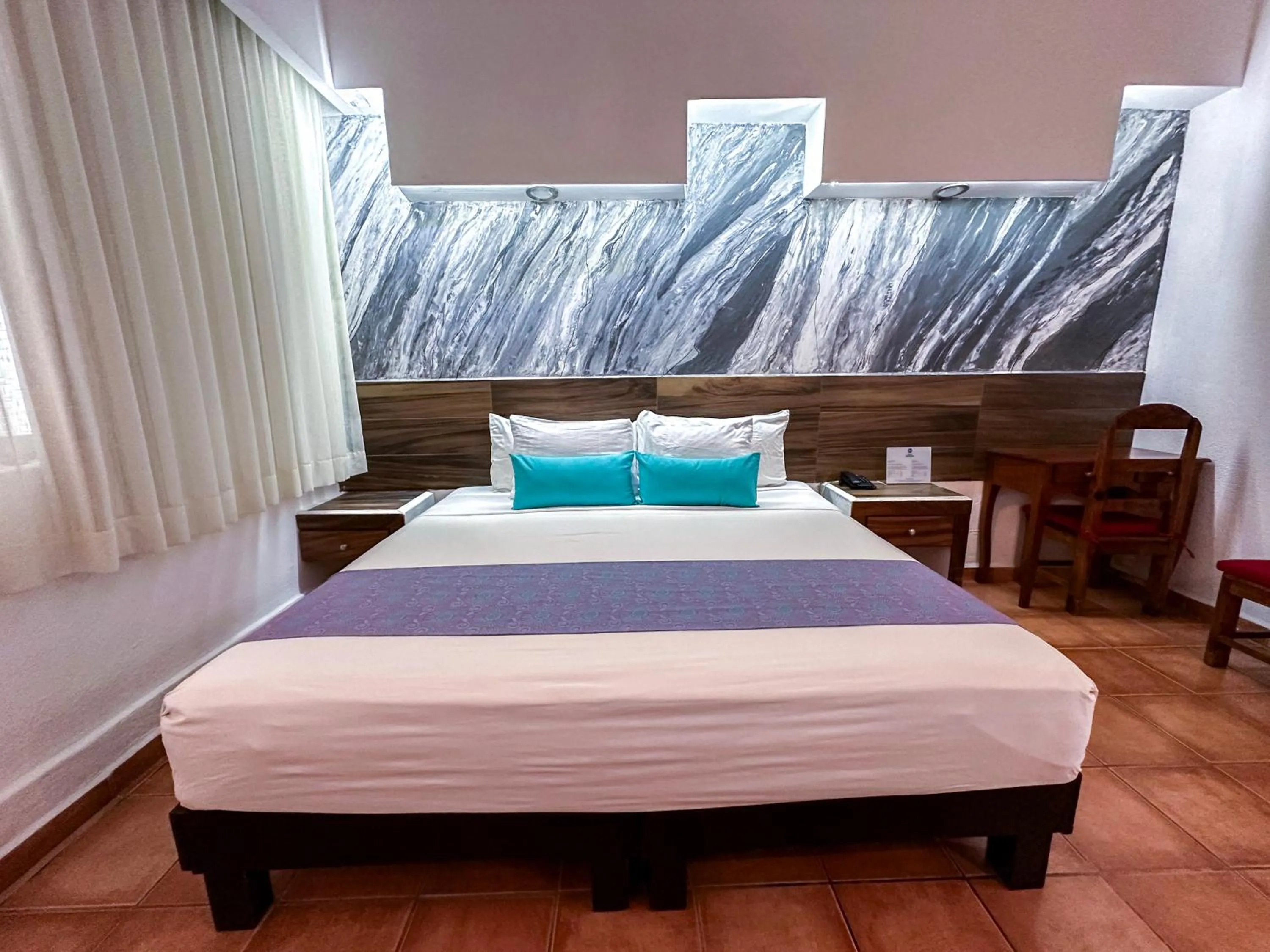 Bed in Best Western Posada Chahue