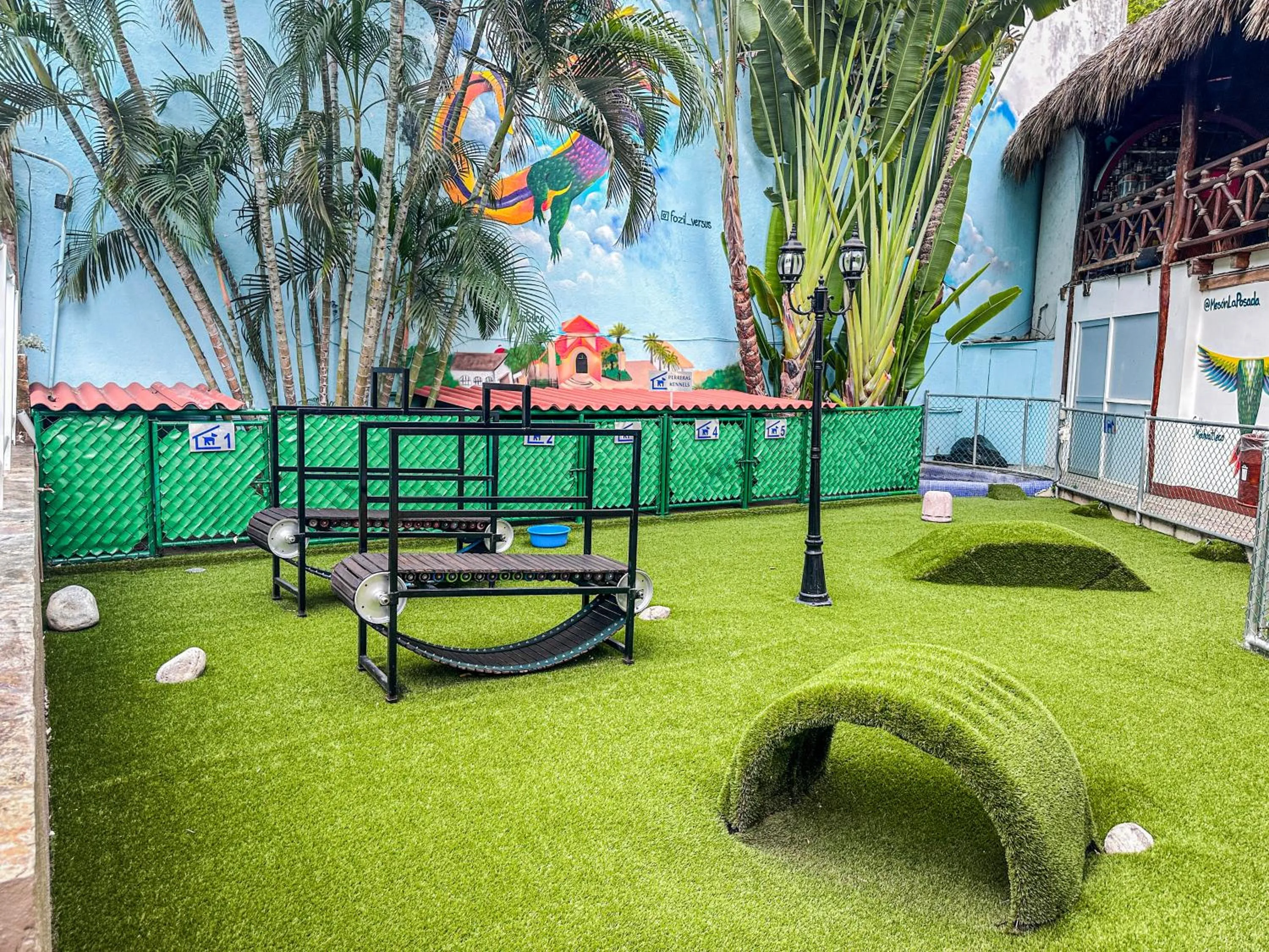 pet friendly in Best Western Posada Chahue