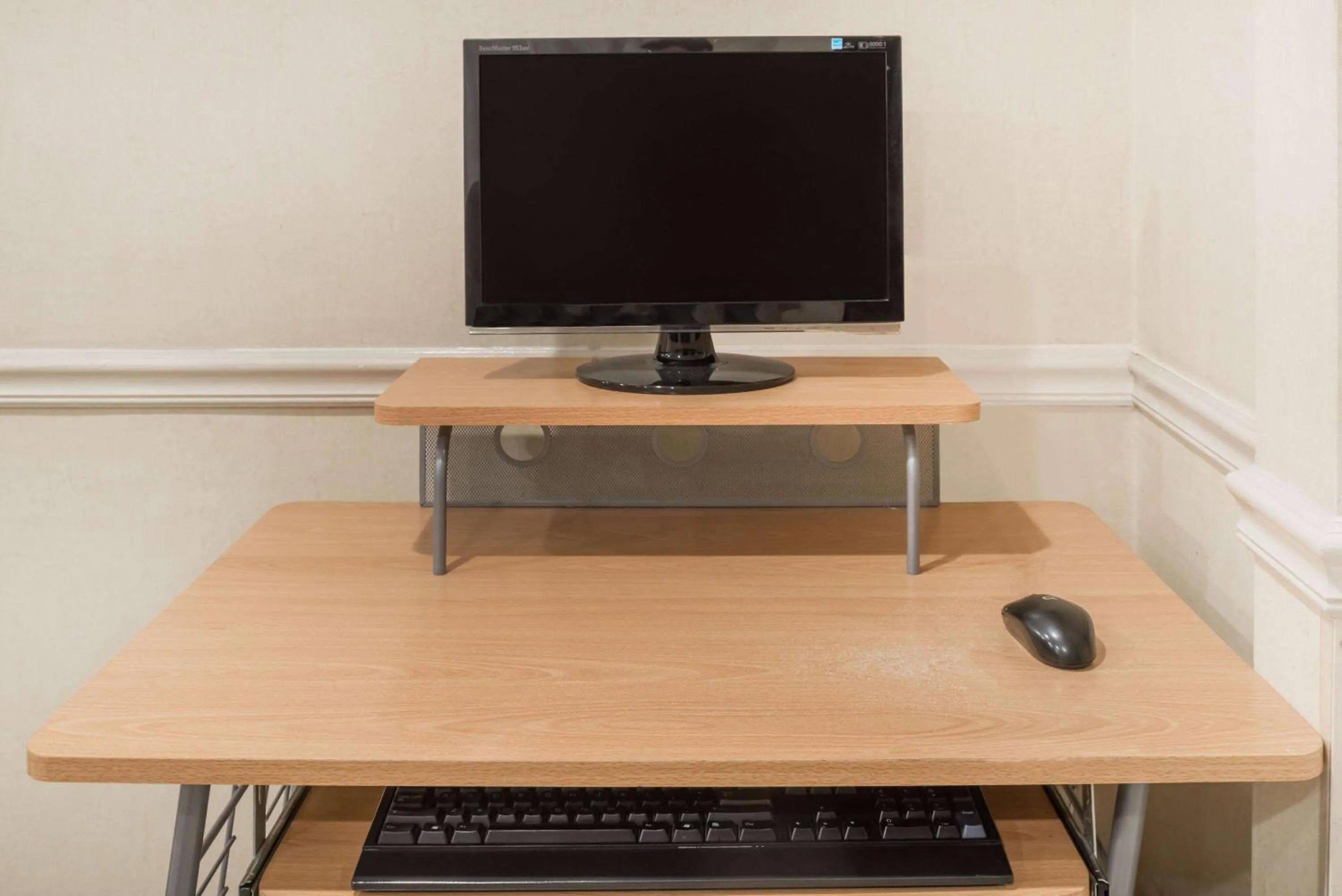 Business facilities in Ramada by Wyndham Columbia