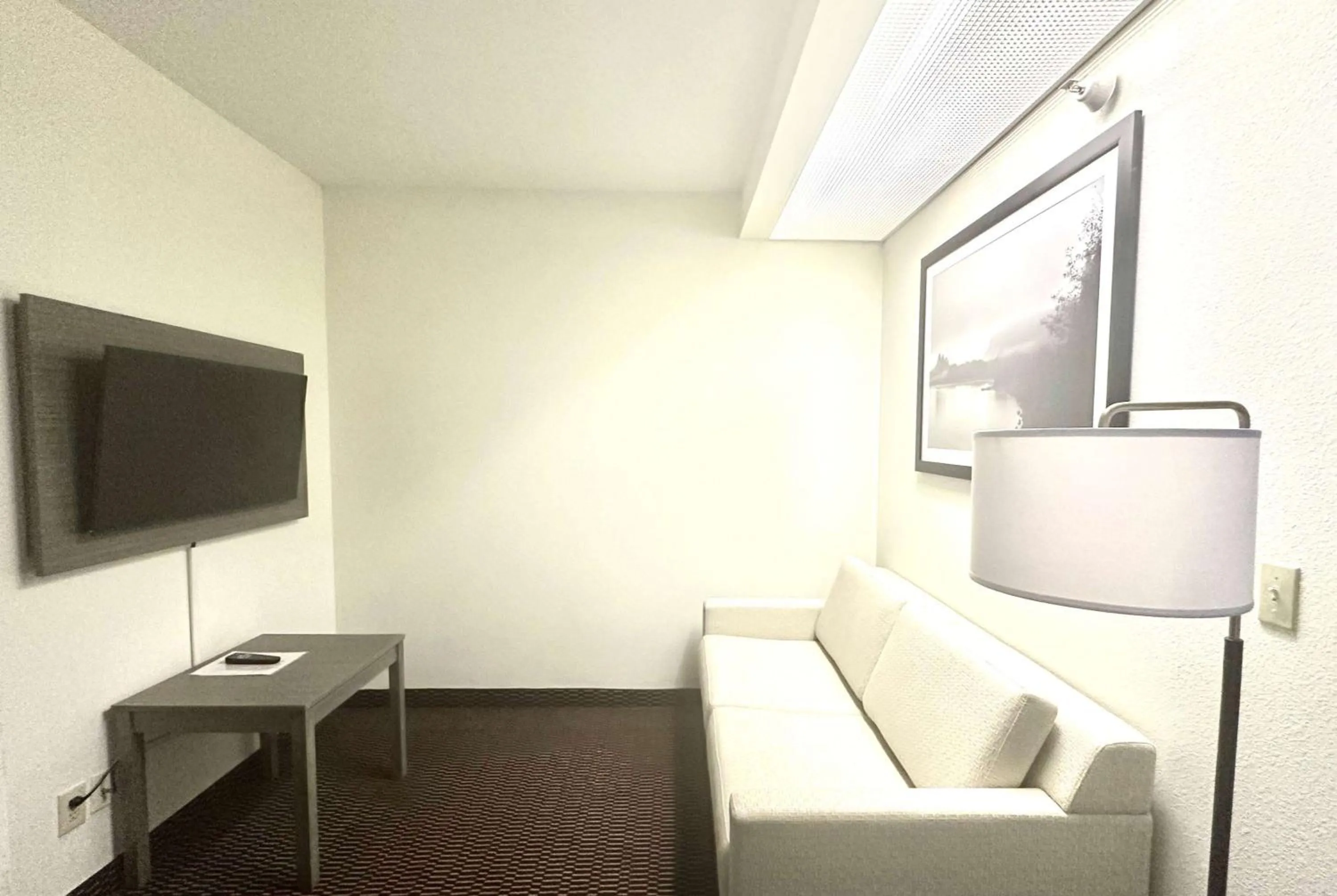 Photo of the whole room in Ramada by Wyndham Columbia