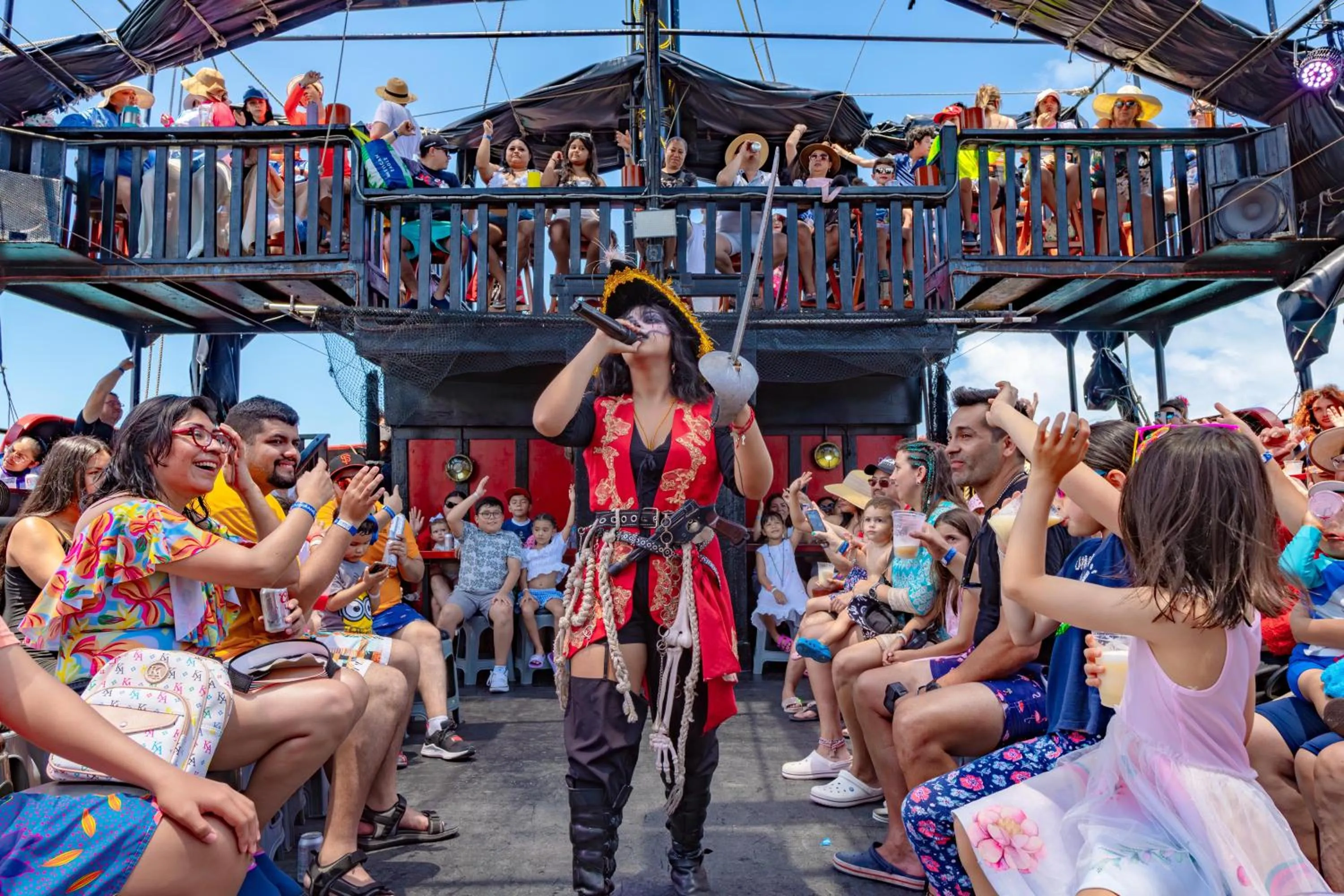 Nightclub / DJ in Grand Oasis Palm - All inclusive