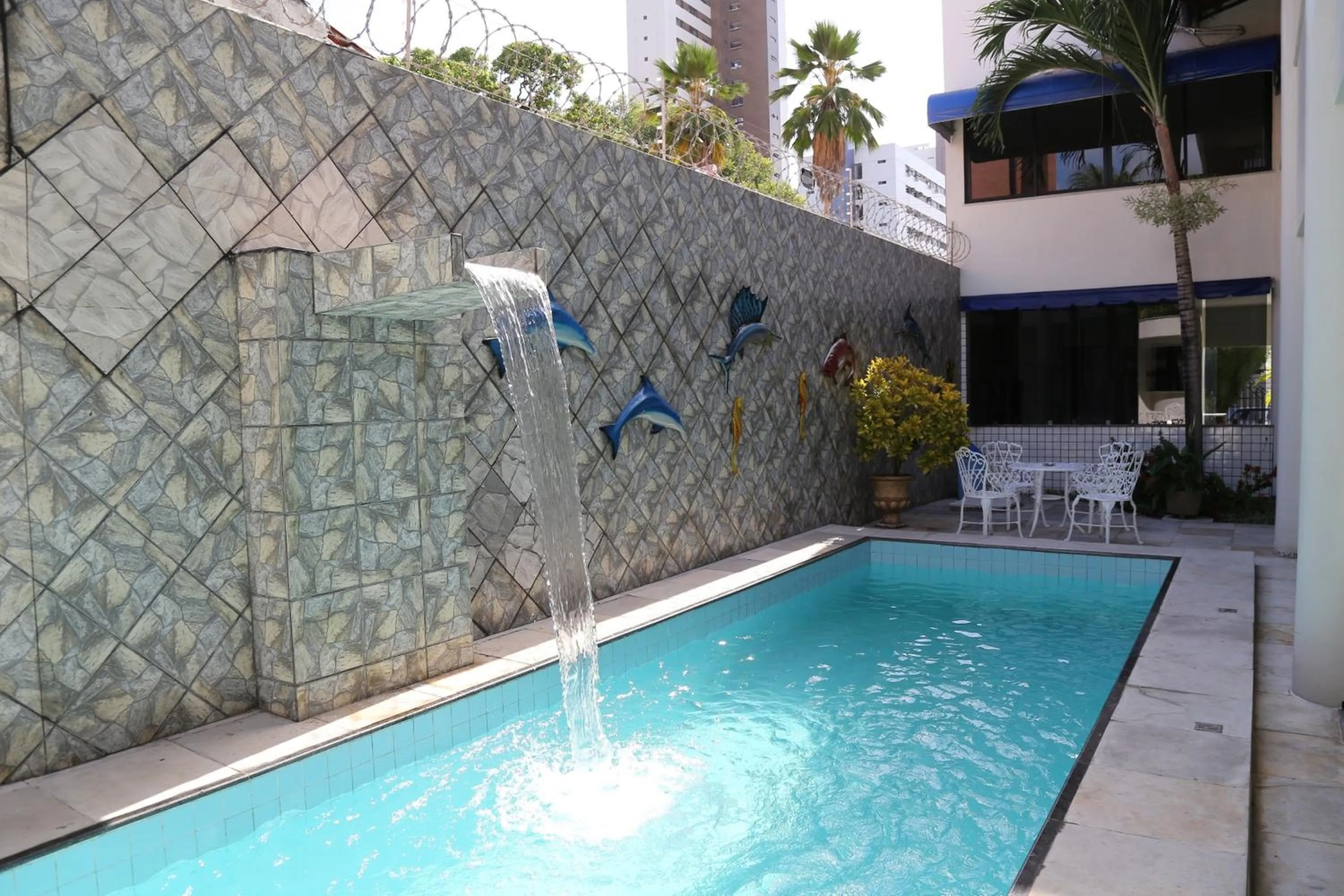Swimming pool in Hotel Poyares
