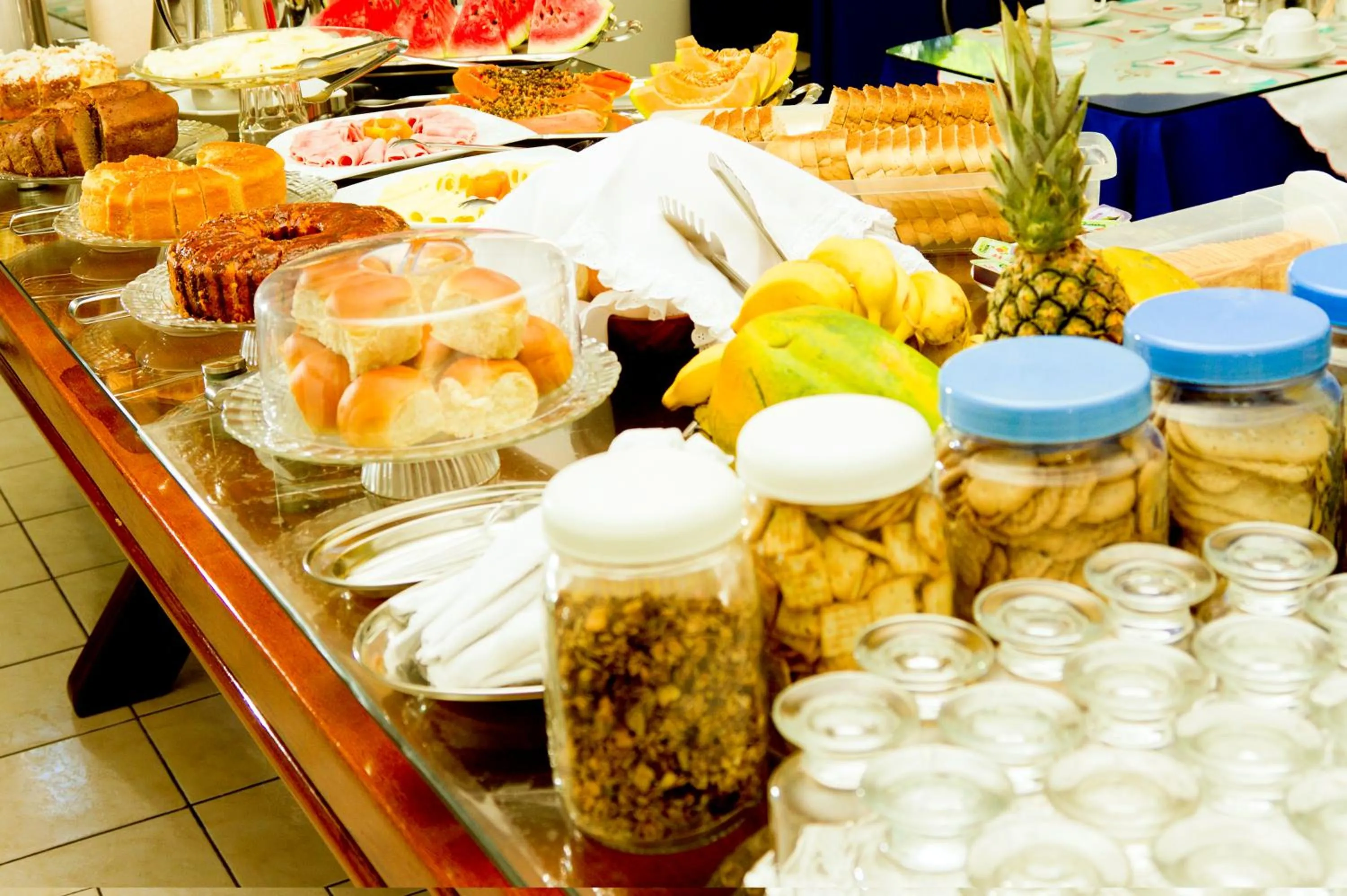 Food in Hotel Poyares