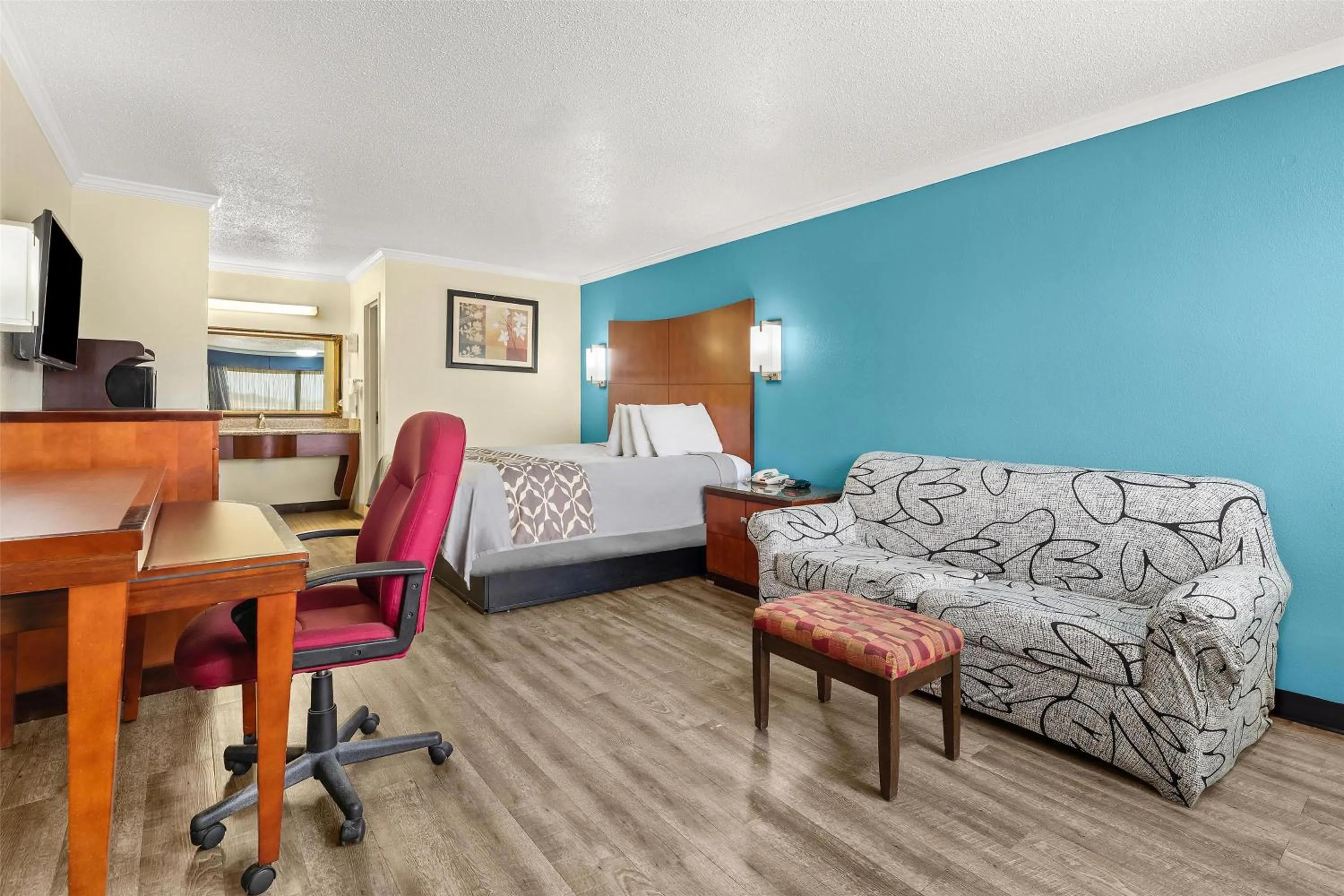 Bed in America's Best Value Inn and Suites