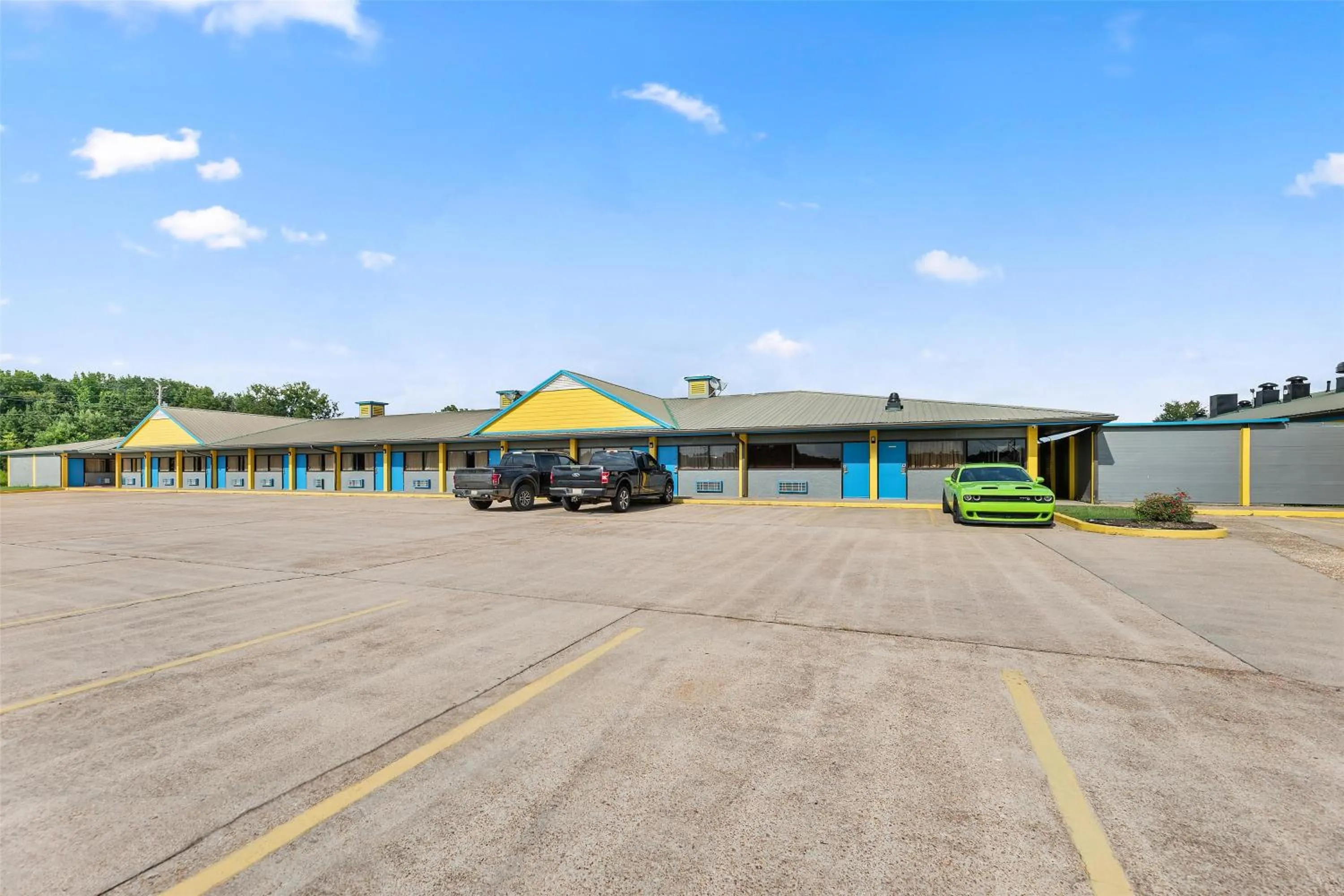 Property building in America's Best Value Inn and Suites