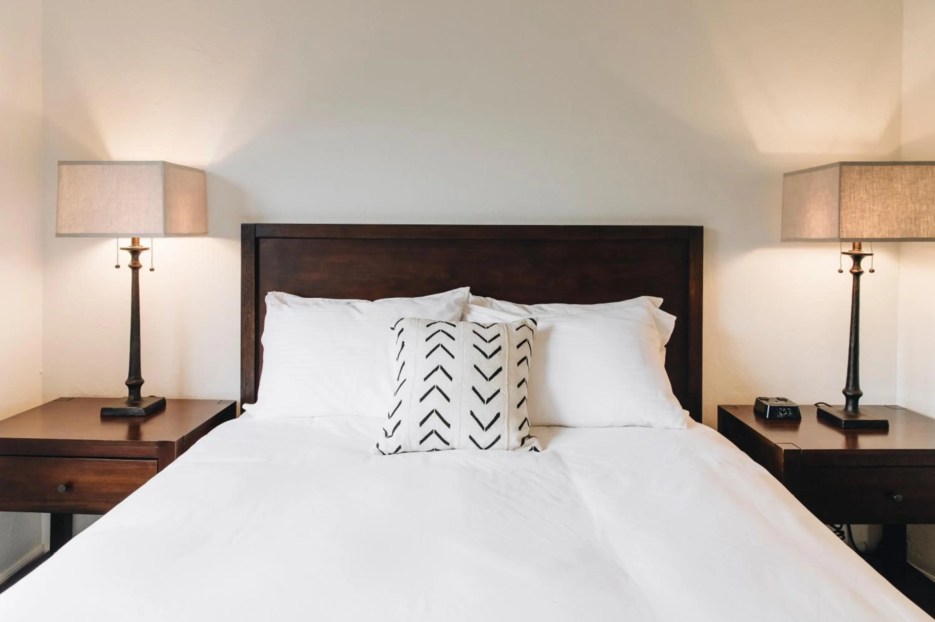 Bed in Sonoma's Best Guest Cottages