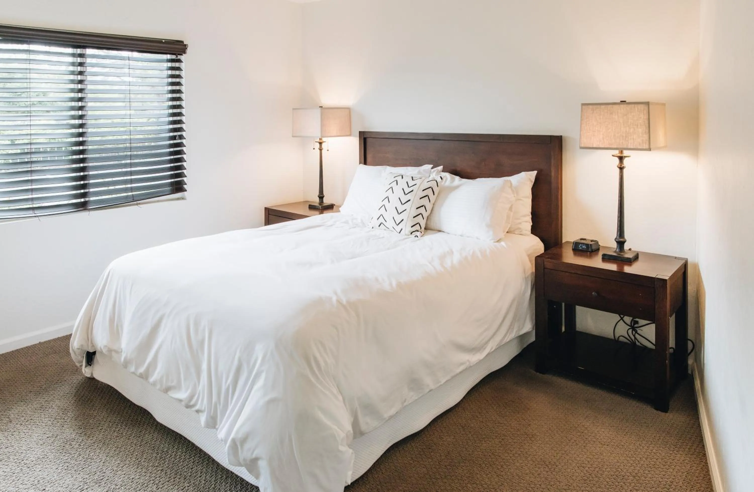 Bed in Sonoma's Best Guest Cottages