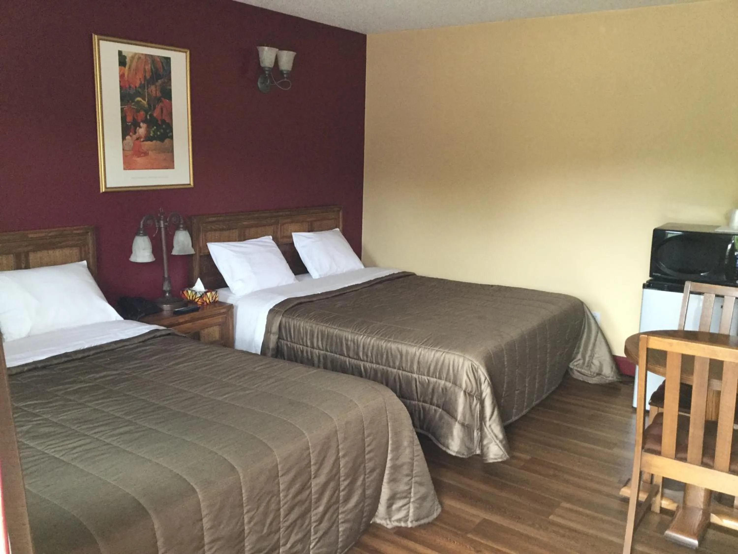 Photo of the whole room, Bed in Hotel Motel Hospitalité