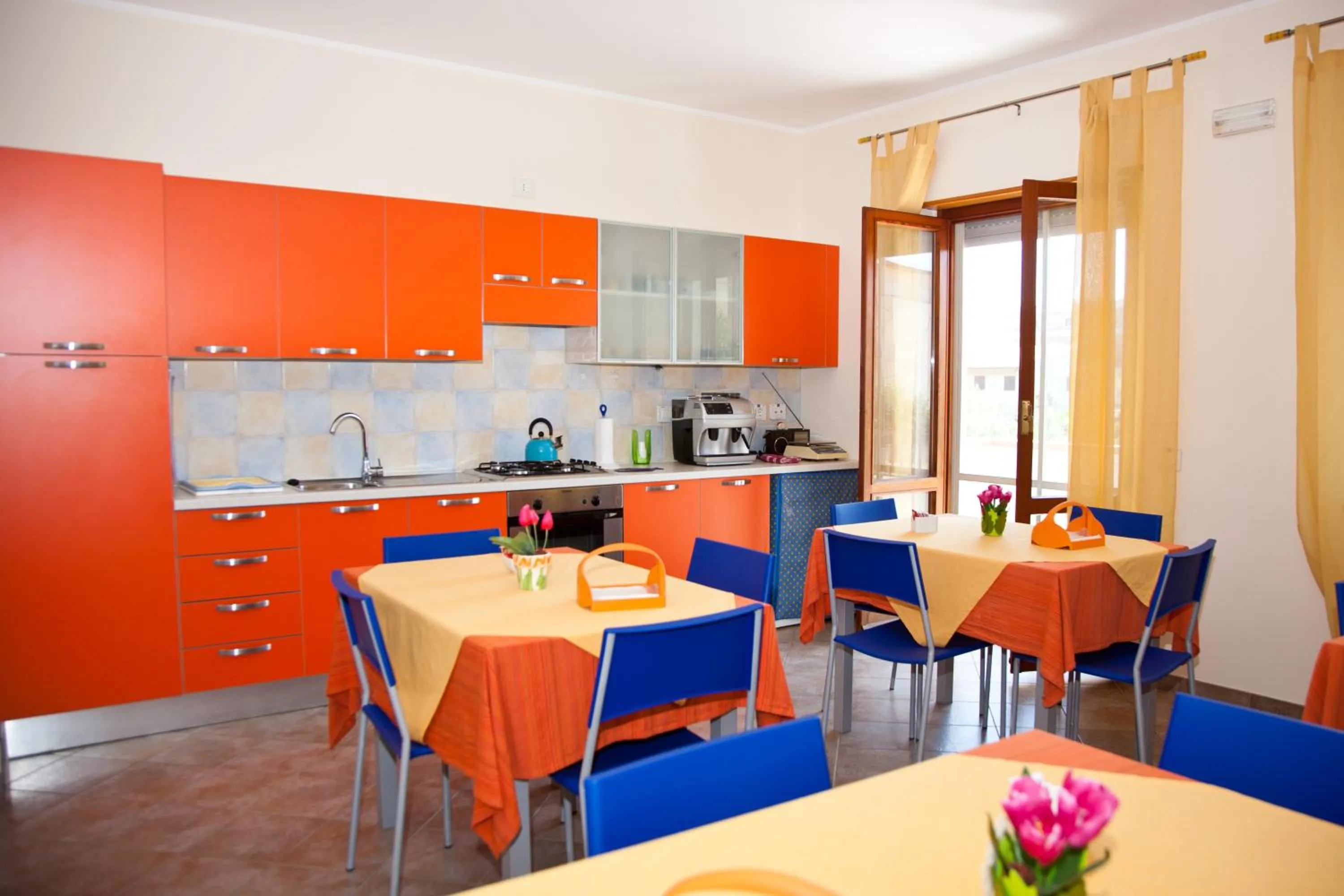 Kitchen or kitchenette in Affittacamere ISIDE