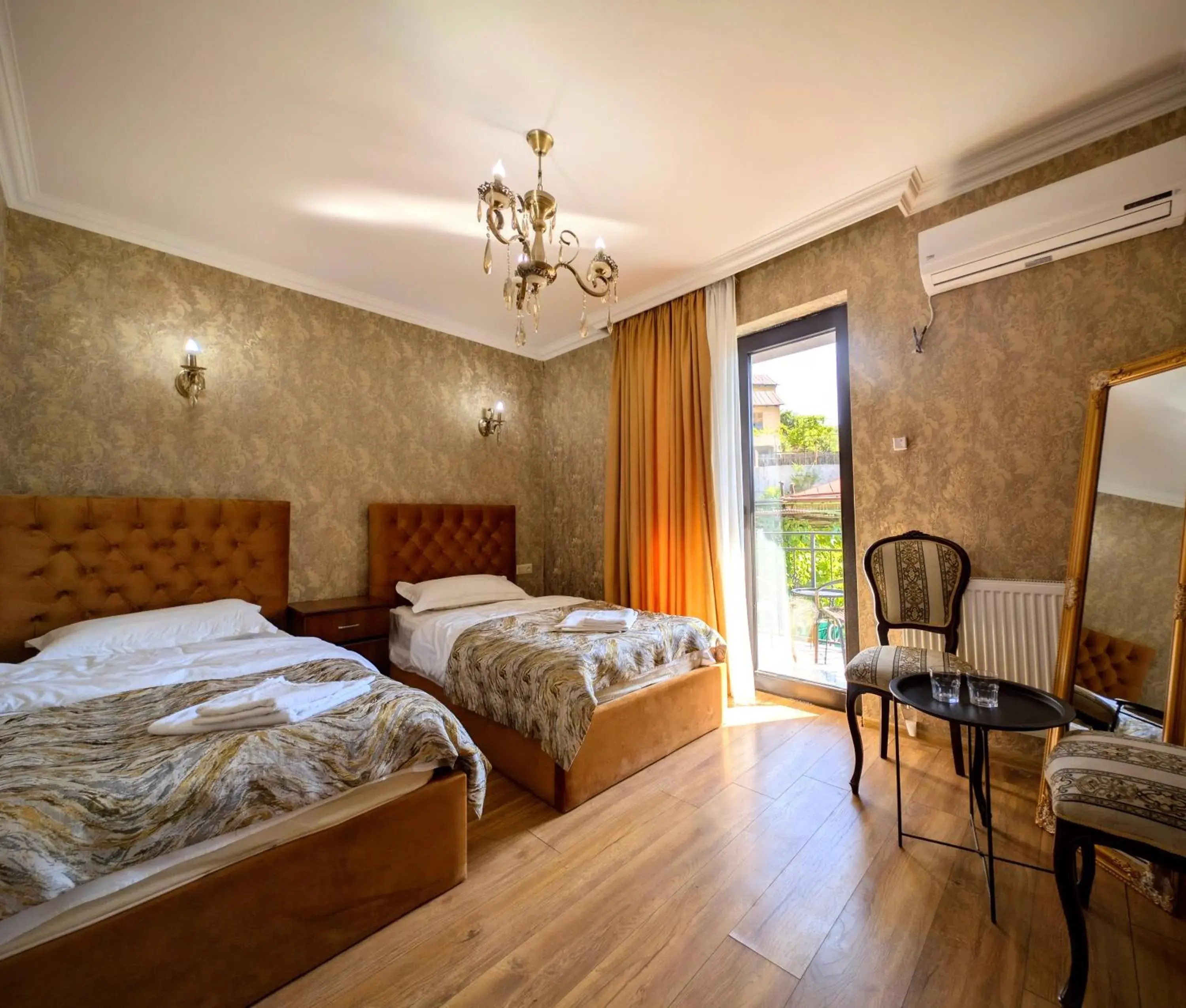 Twin Room with City View in Sunny Days Borjomi Twin Room with City View in Sunny Days Borjomi