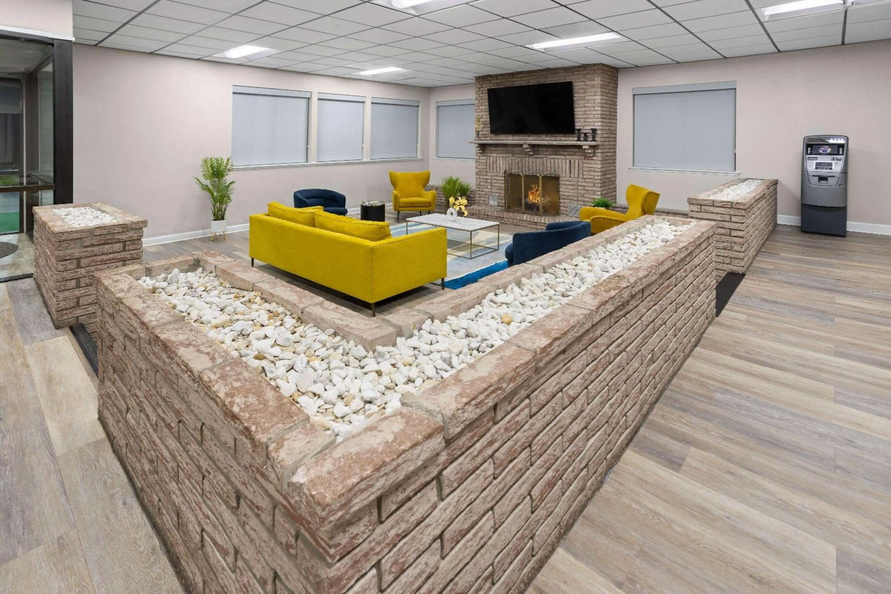 Lobby or reception in Super 8 by Wyndham Henrietta/Rochester Area