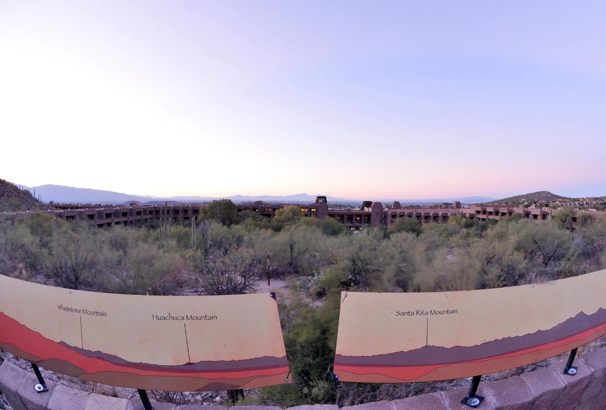 Property building in Loews Ventana Canyon Resort