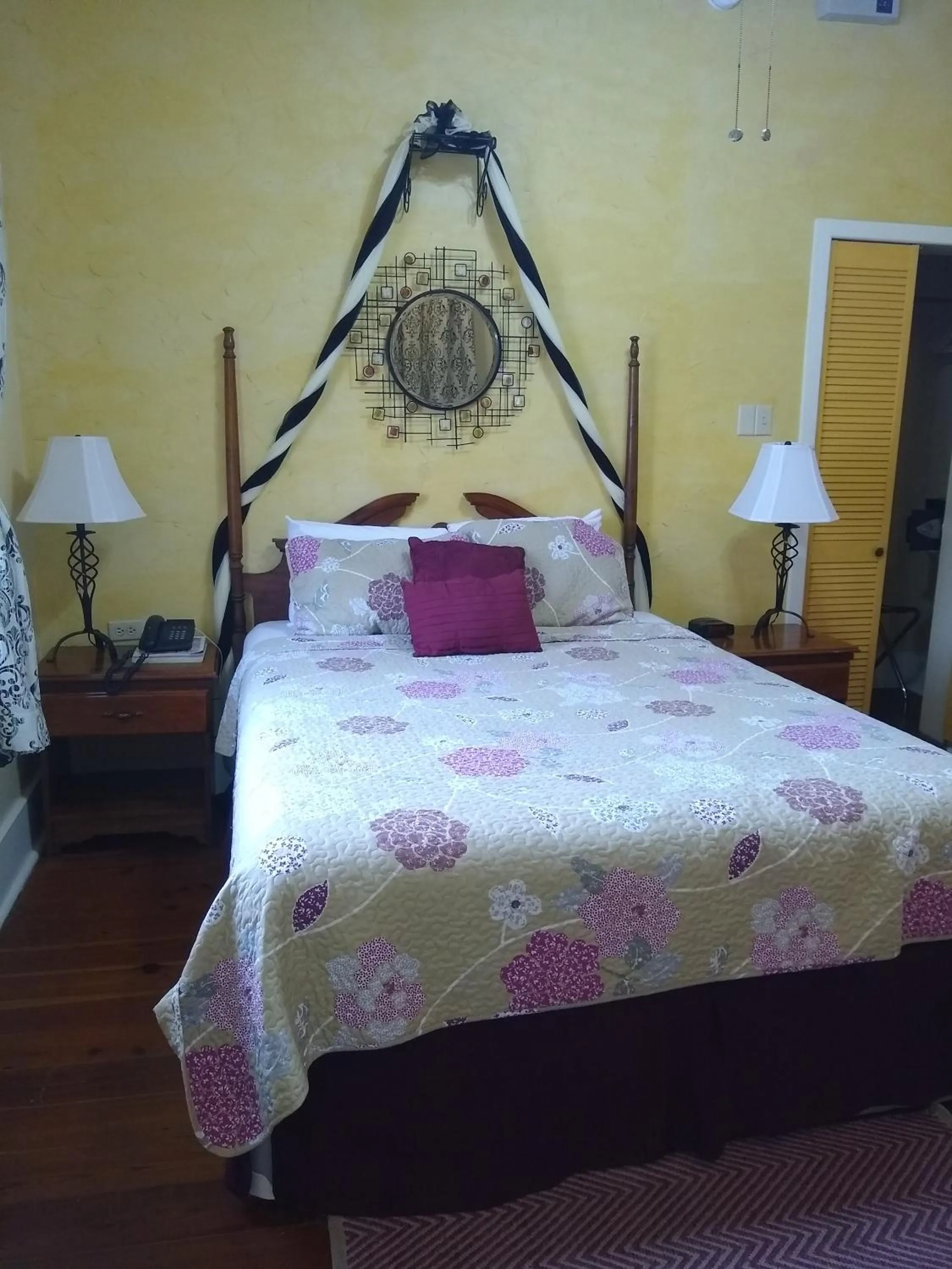 Bedroom, Bed in The Great House Inn