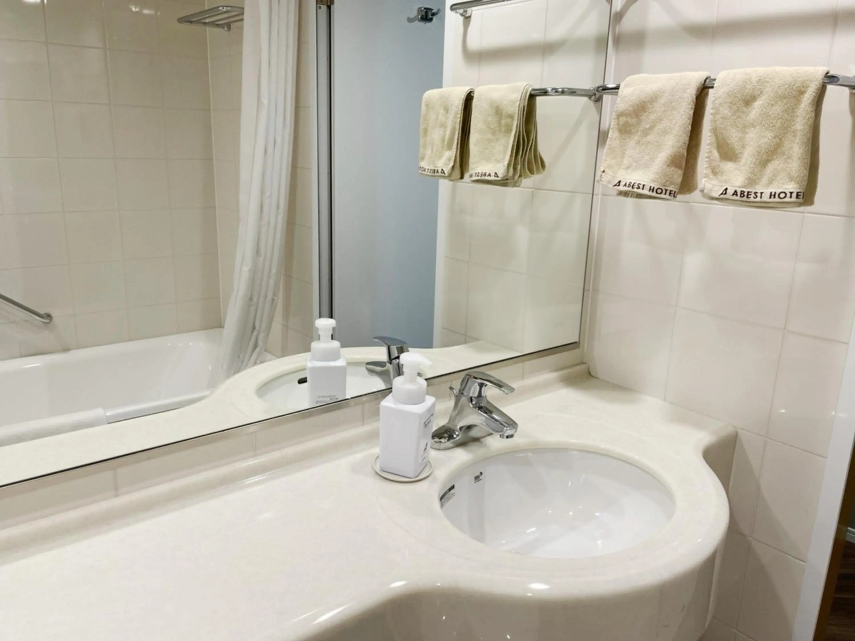 Bathroom in Hotel Abest Grande Okayama