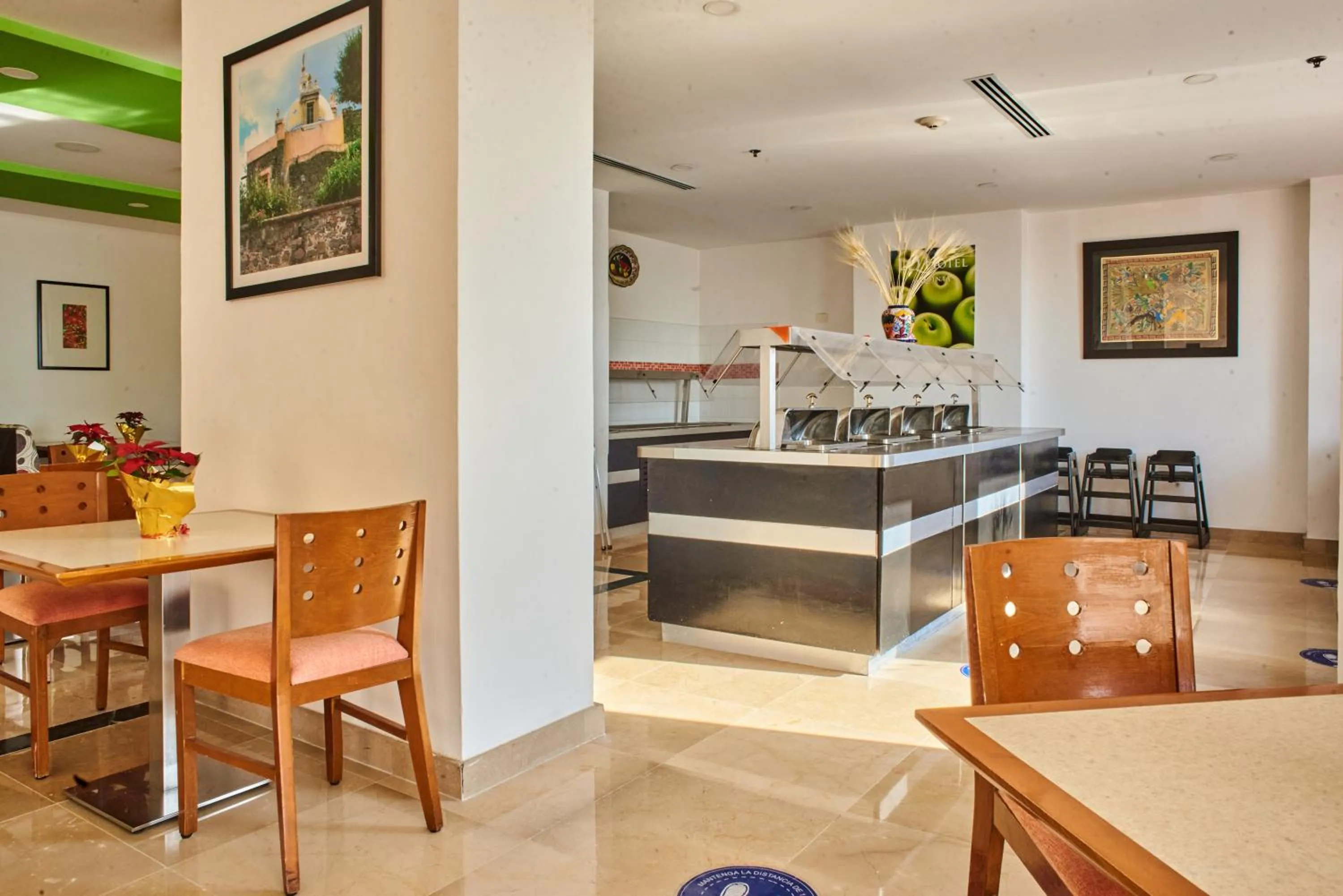 Restaurant/places to eat in La Quinta by Wyndham Puebla Palmas Angelopolis