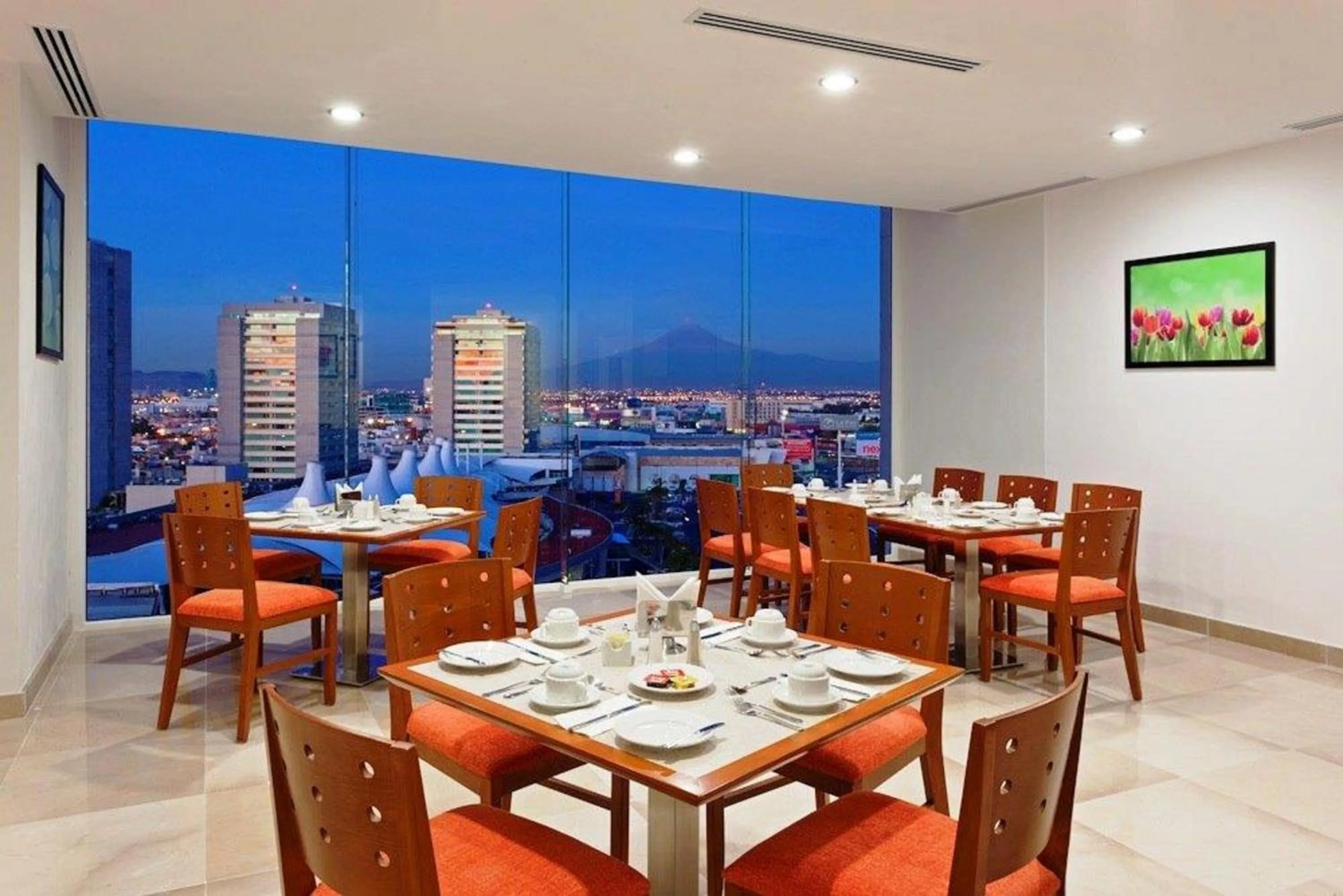 Restaurant/places to eat in La Quinta by Wyndham Puebla Palmas Angelopolis