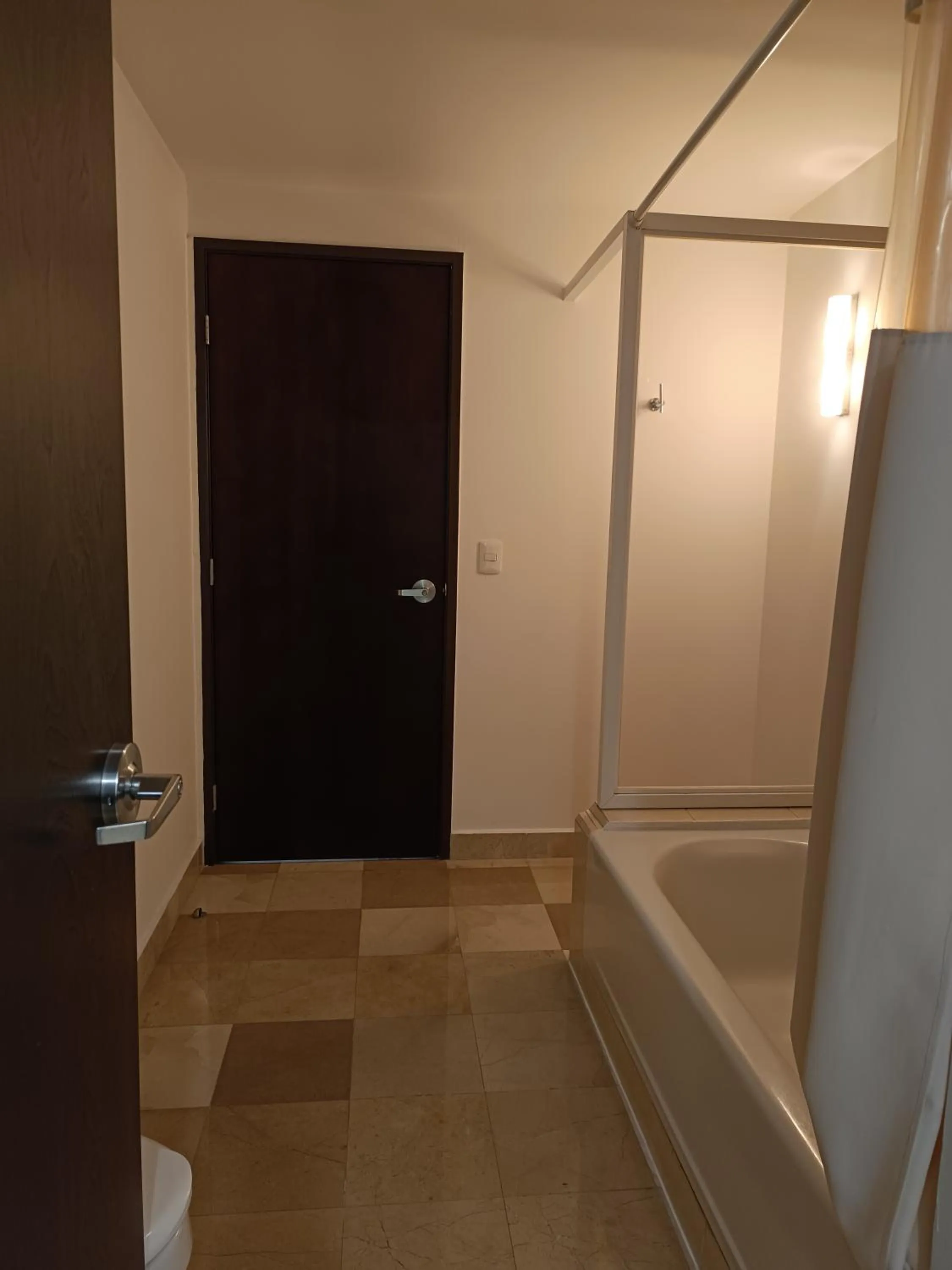 Bath in La Quinta by Wyndham Puebla Palmas Angelopolis