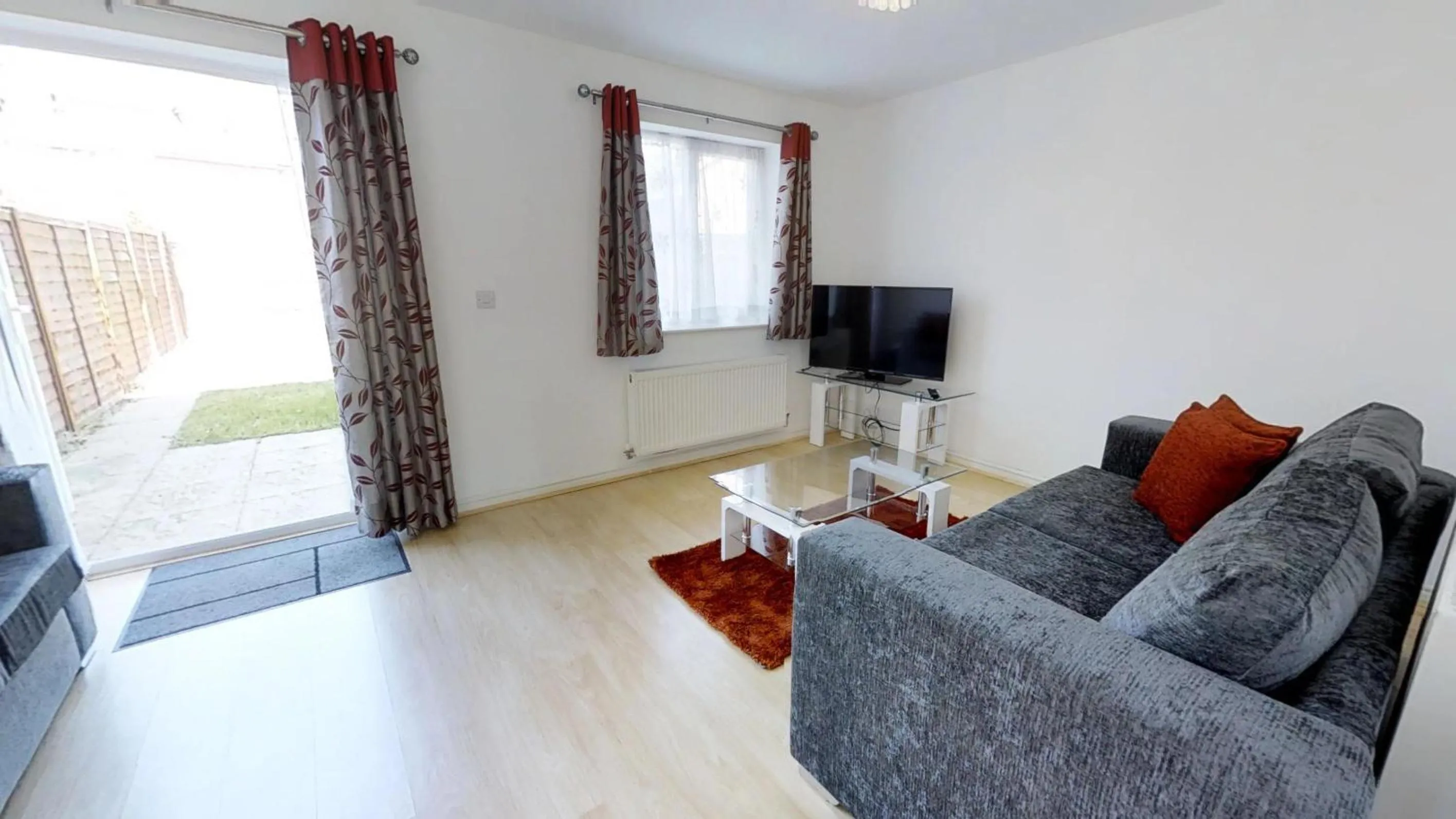 Other in StayZo Cole Green Lane Accommodation- FREE Parking