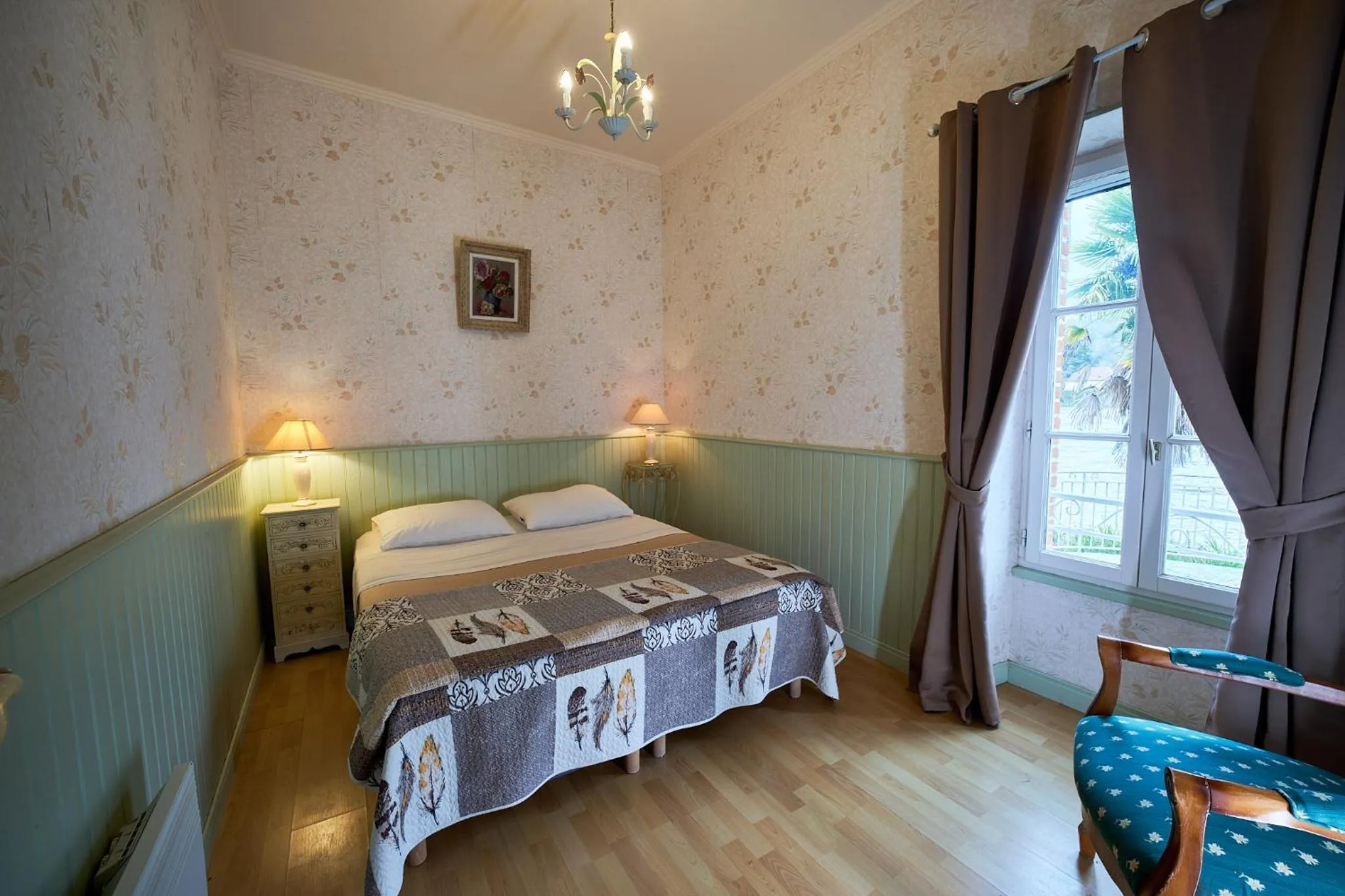 Bedroom, Bed in Les Magnolias holiday homes