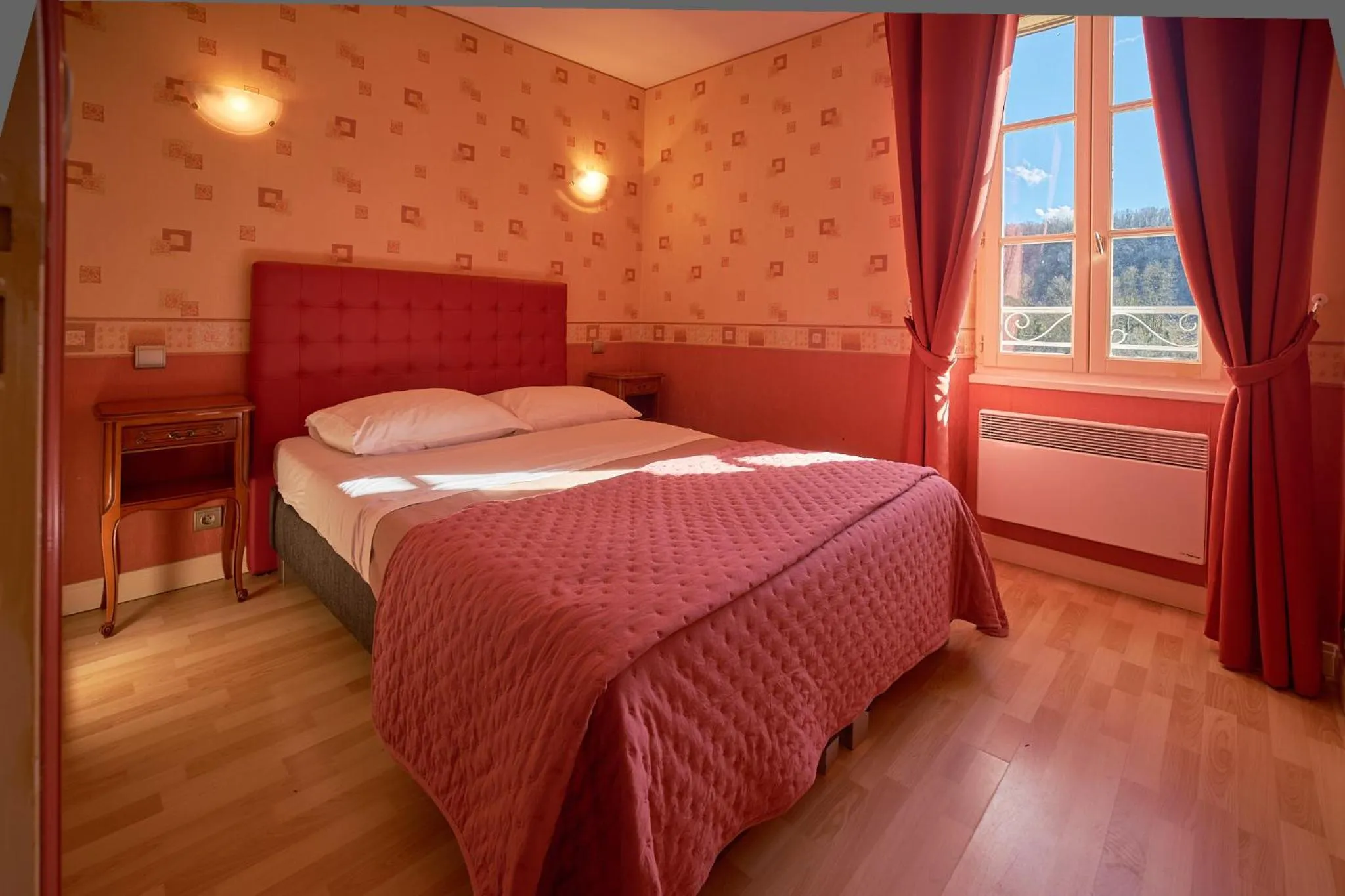 Bedroom, Bed in Les Magnolias holiday homes
