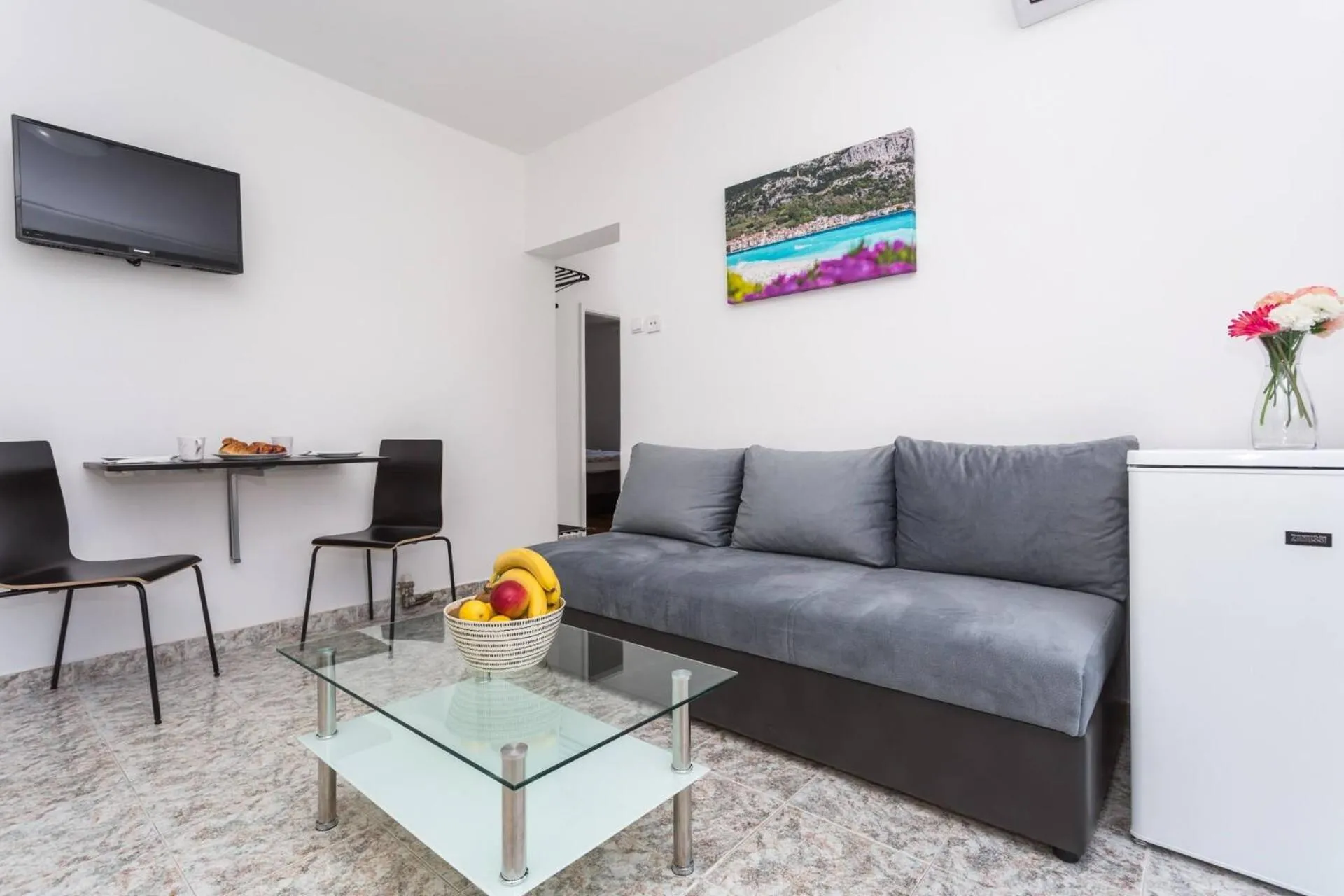 Dining area in Apartments Bernardeta 2