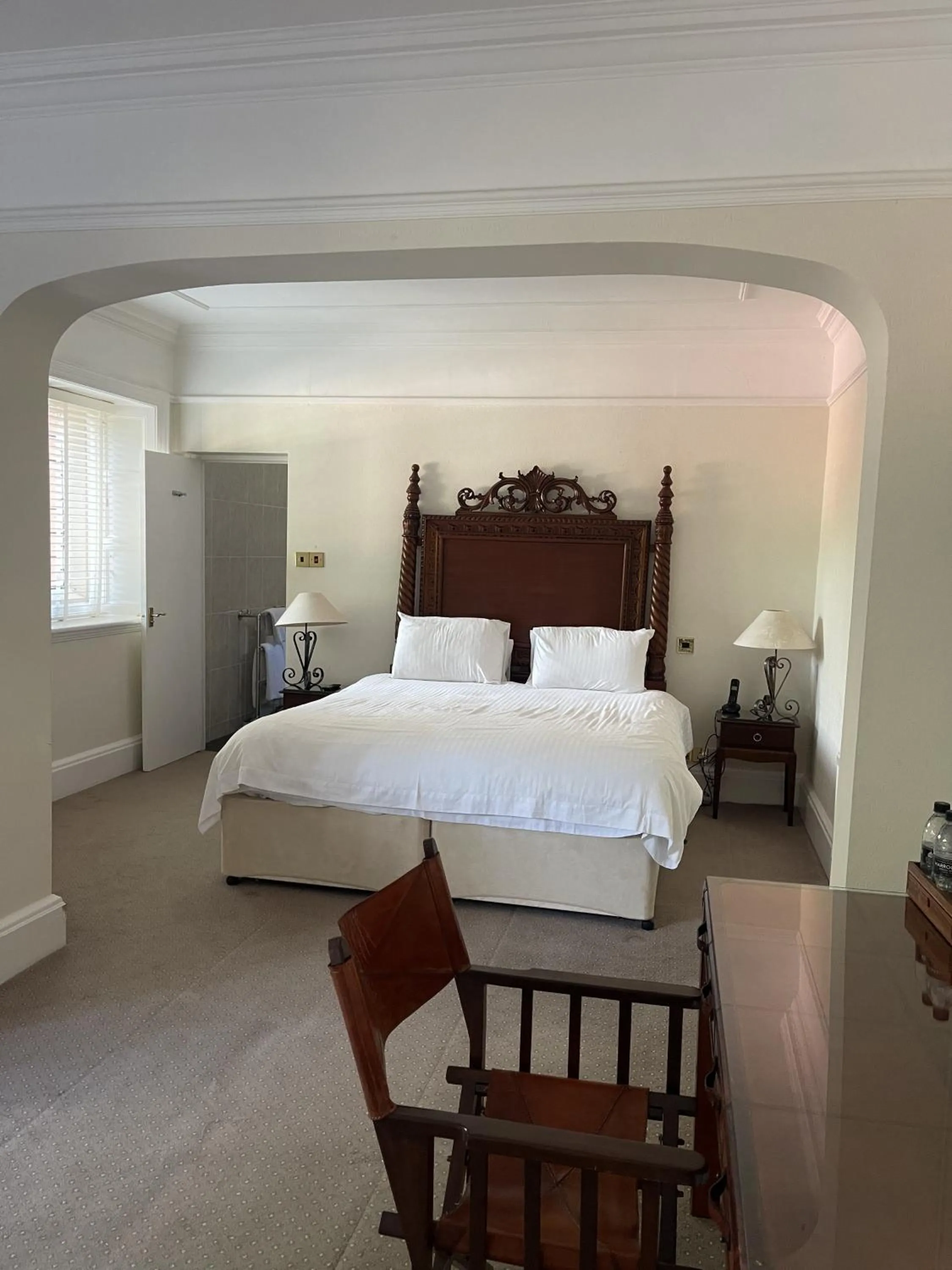 Bedroom, Bed in Dalston Hall
