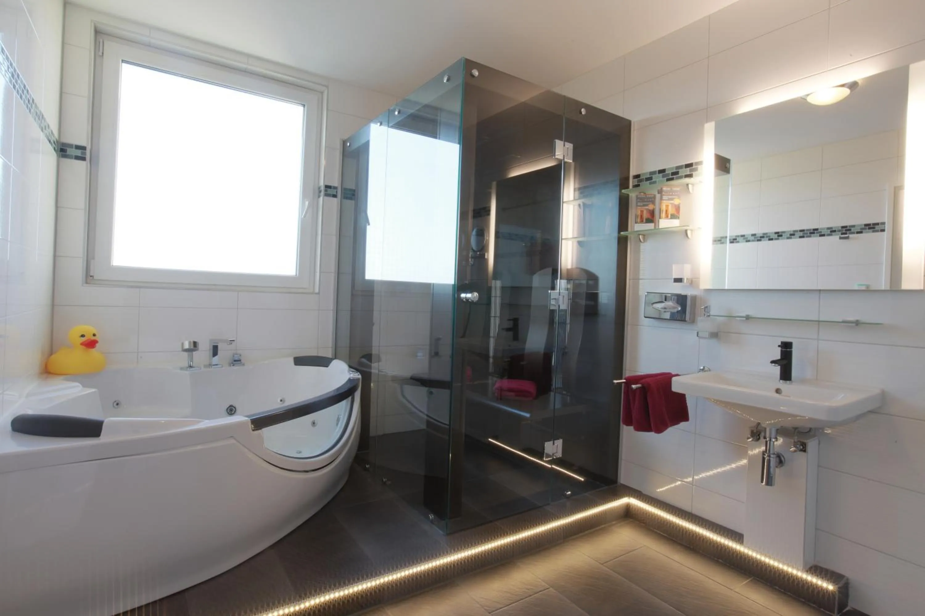 Bathroom in Hotel Jungstil