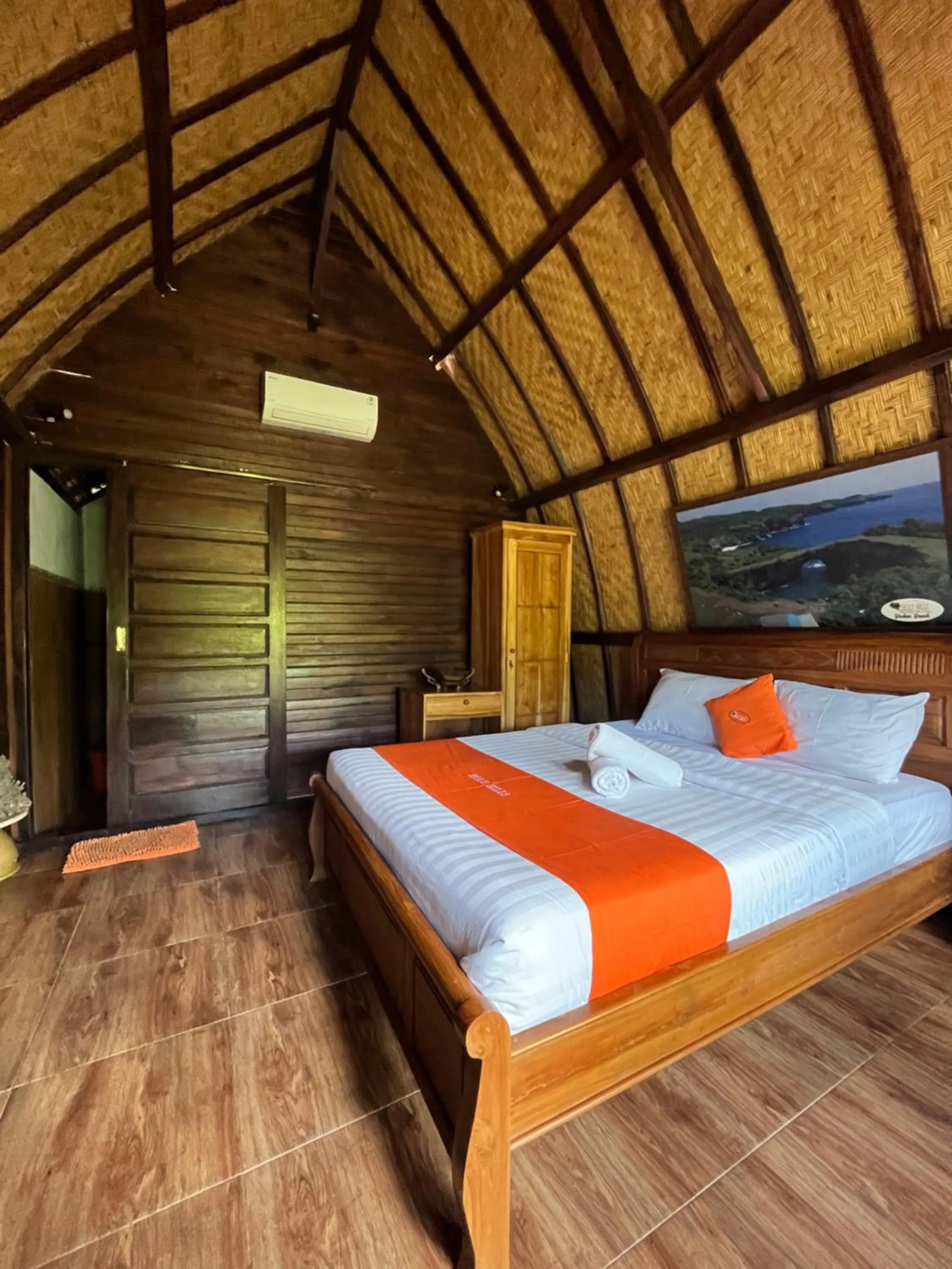 Bed in Holy Hills Bungalow Nusa Penida