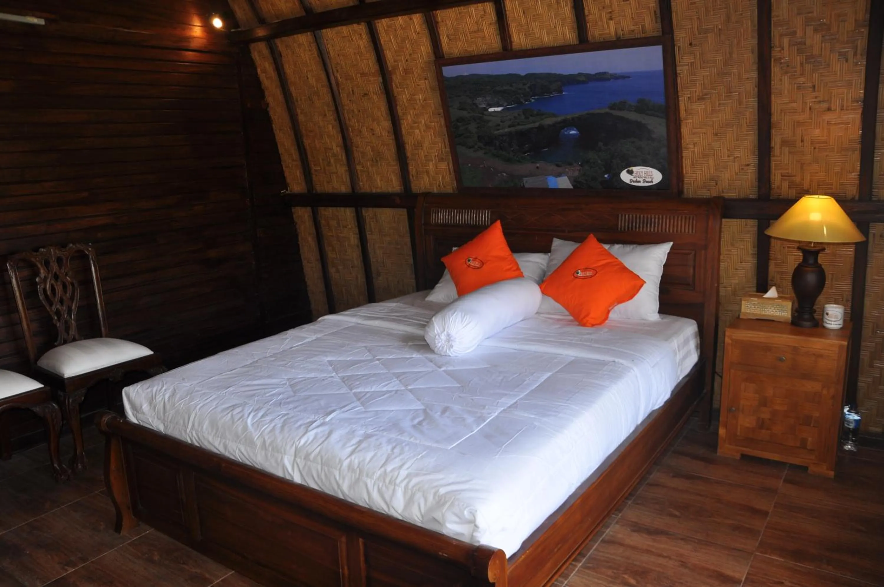 Bed in Holy Hills Bungalow Nusa Penida