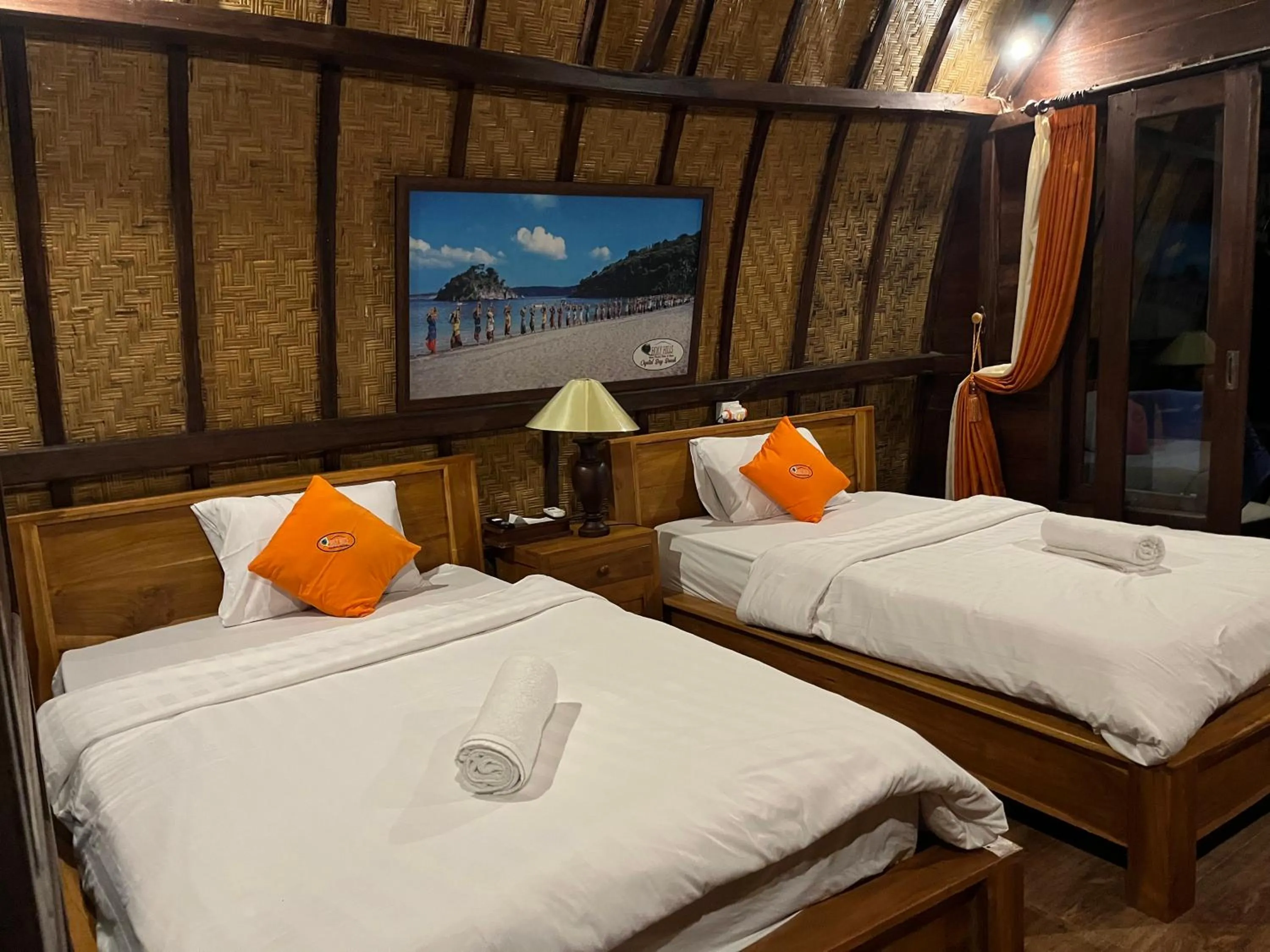 Bed in Holy Hills Bungalow Nusa Penida