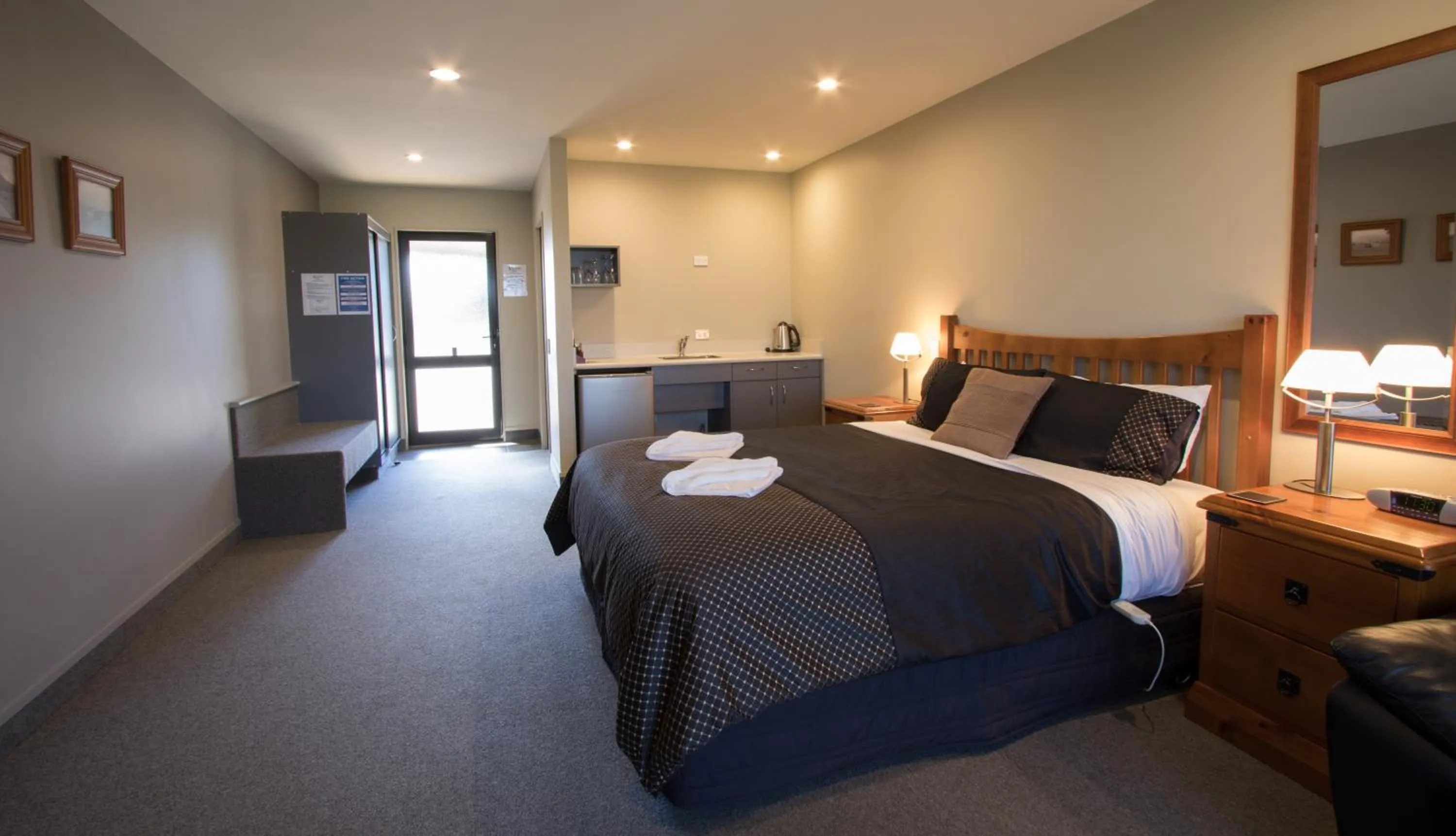 Coffee/tea facilities, Bed in Stations Inn